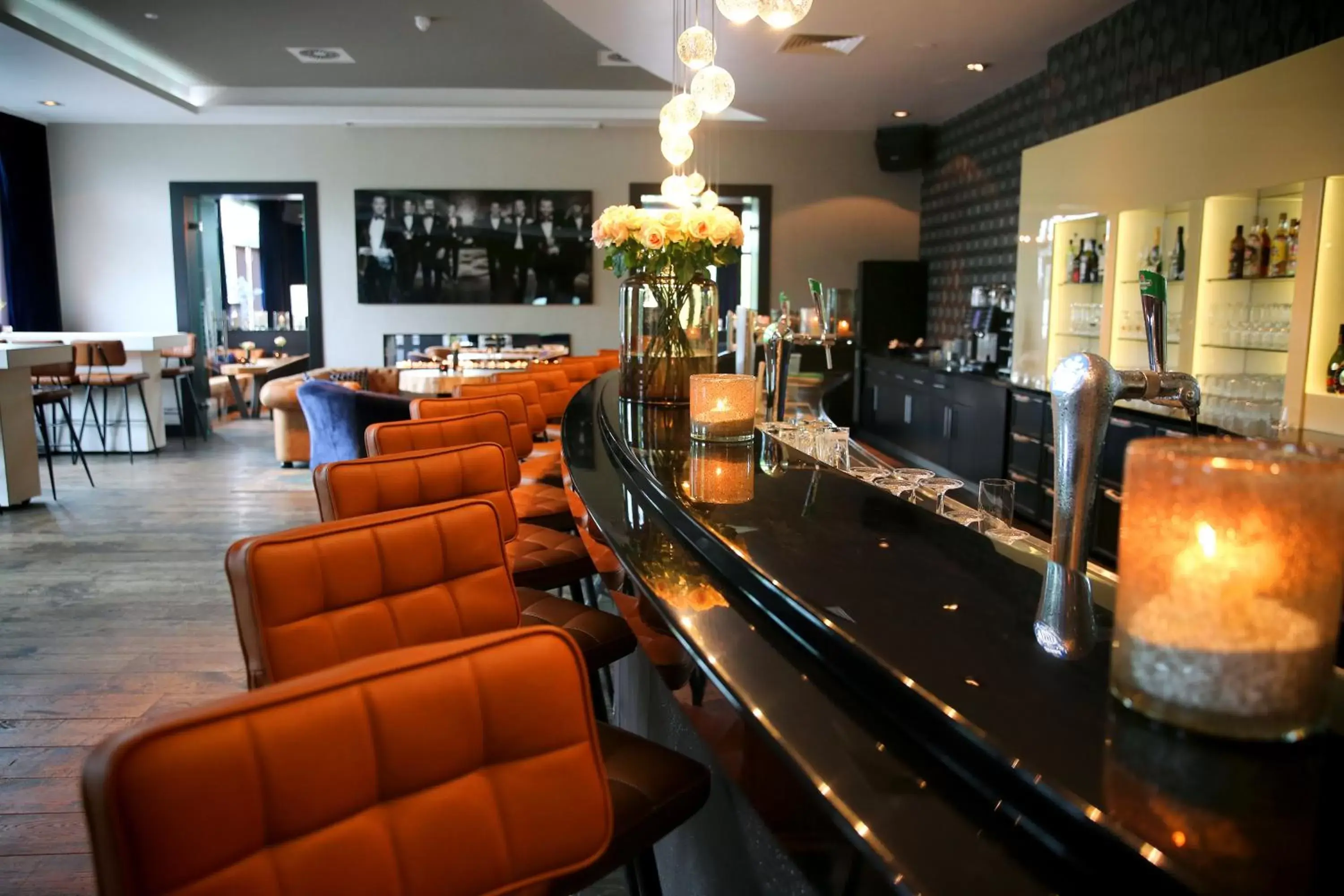 Lounge or bar, Lounge/Bar in Van Der Valk Hotel Almere