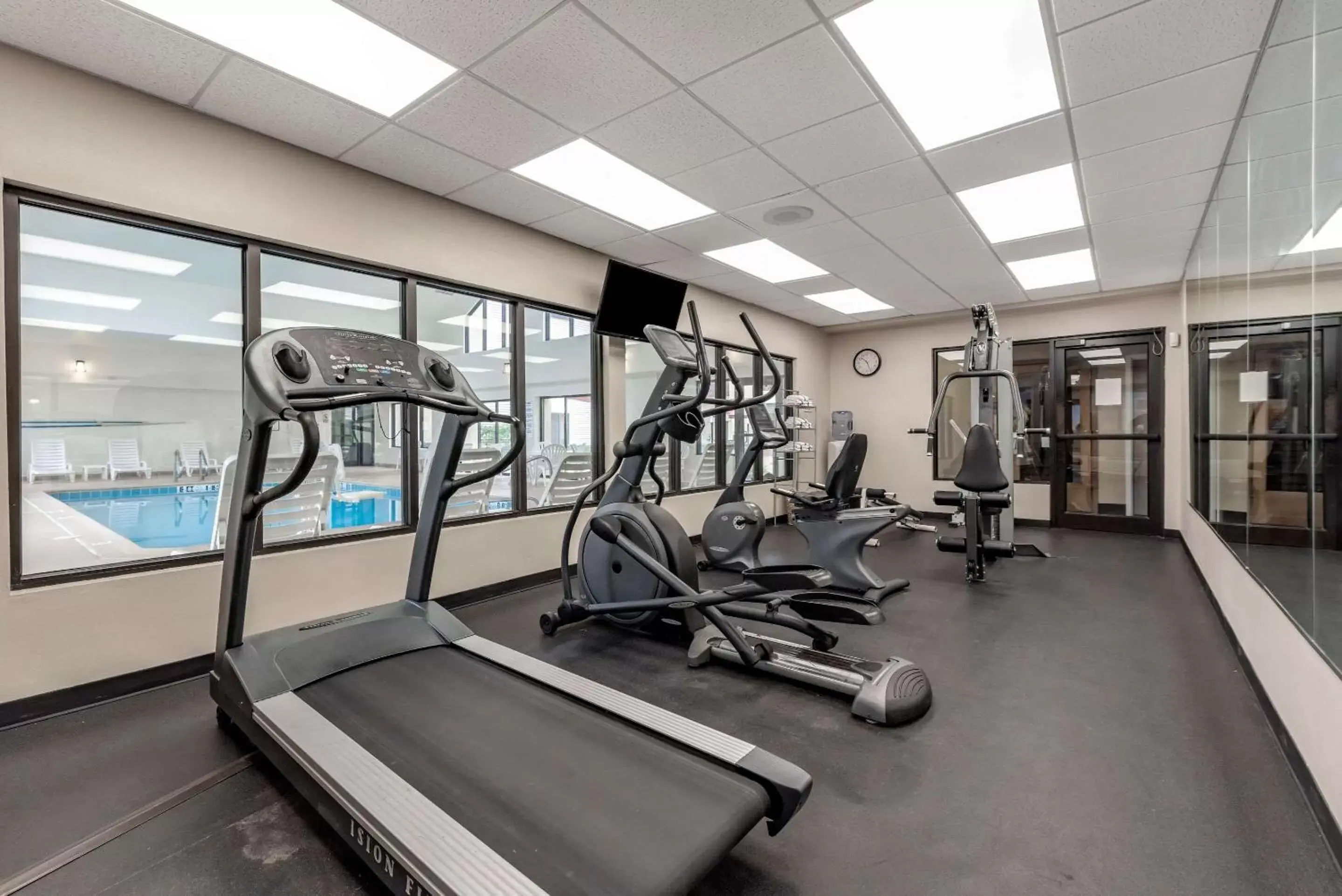 Fitness centre/facilities, Fitness Center/Facilities in Comfort Inn & Suites Warsaw near US-30