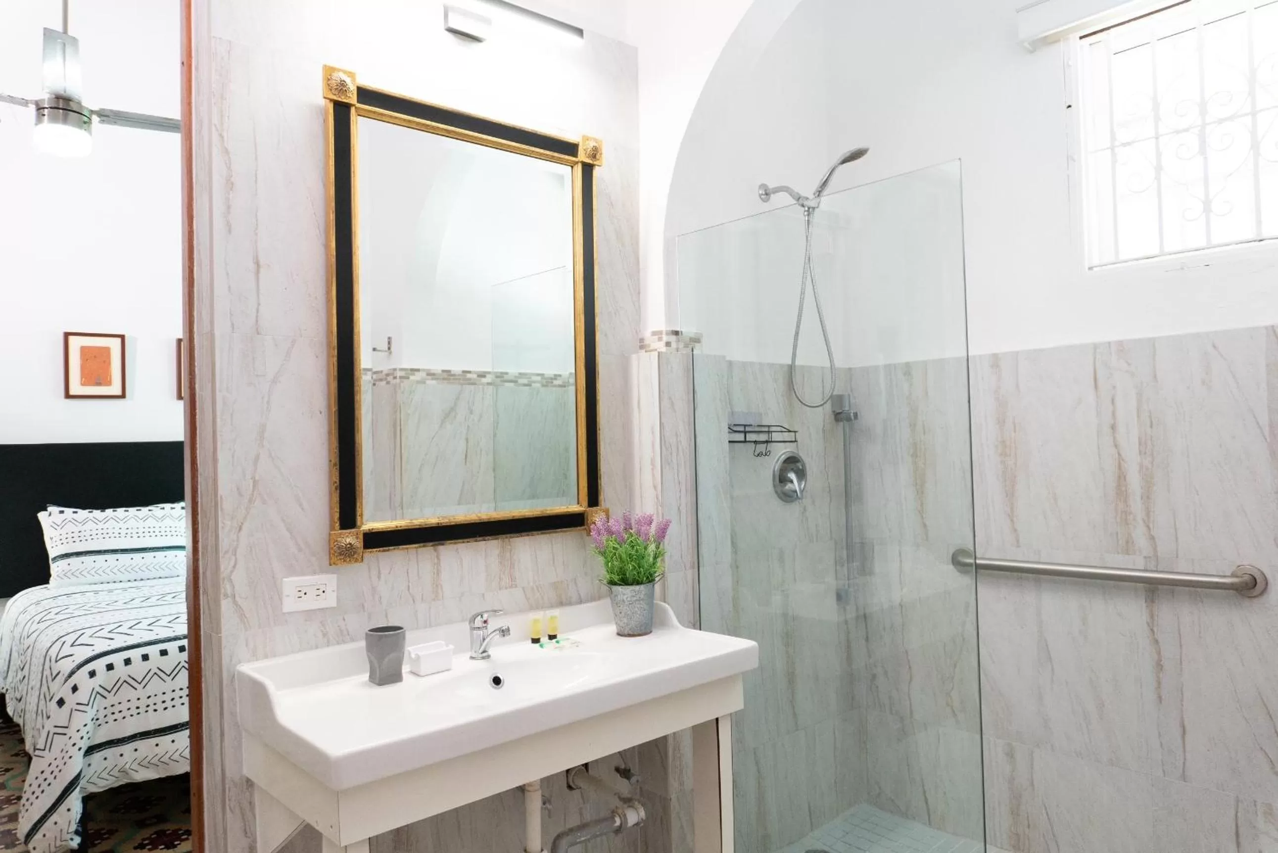 Bathroom in Casa Isabel B&B