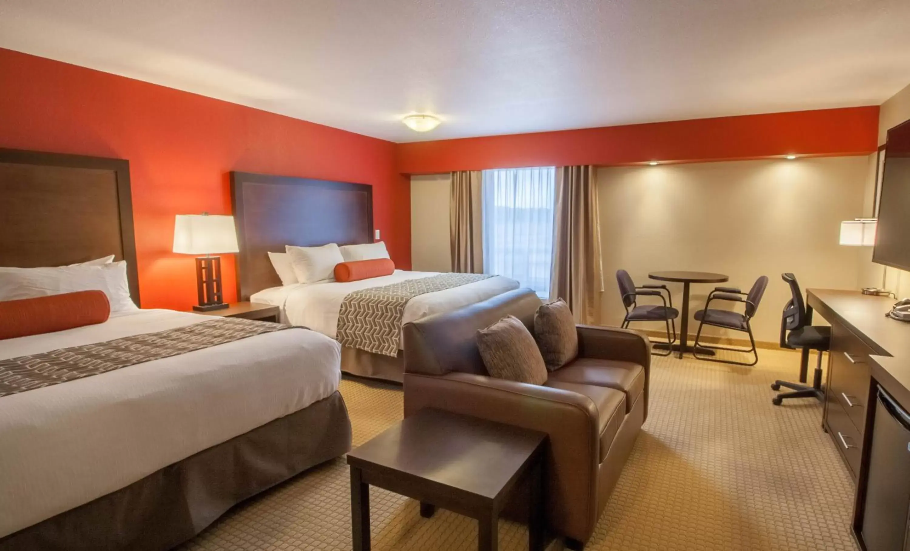 Photo of the whole room in The Kanata Inns Invermere