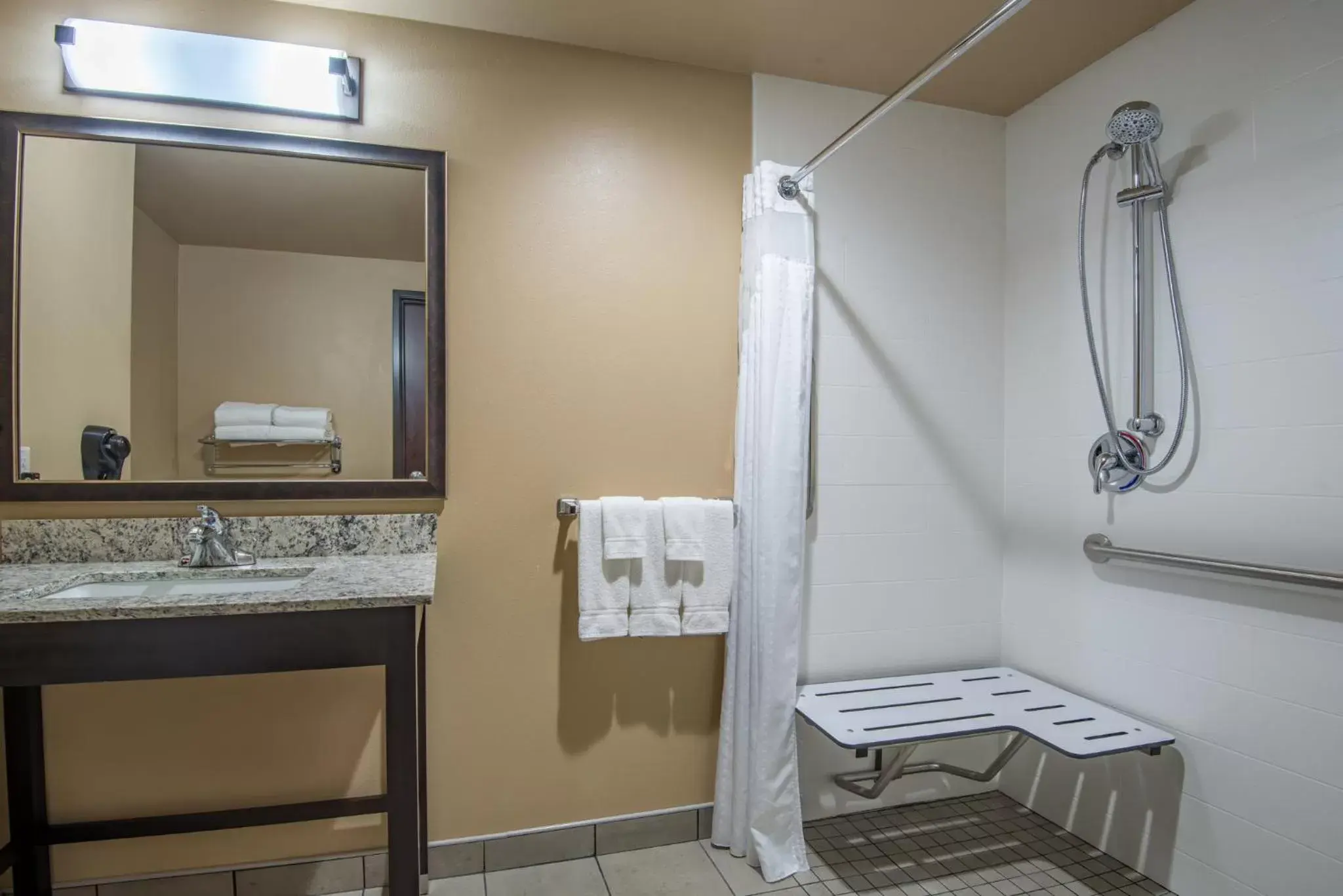 Double Room with Two Double Beds - Disability Access Roll in Shower in Holiday Inn Salina, an IHG Hotel Double Room with Two Double Beds - Disability Access Roll in Shower in Holiday Inn Salina, an IHG Hotel