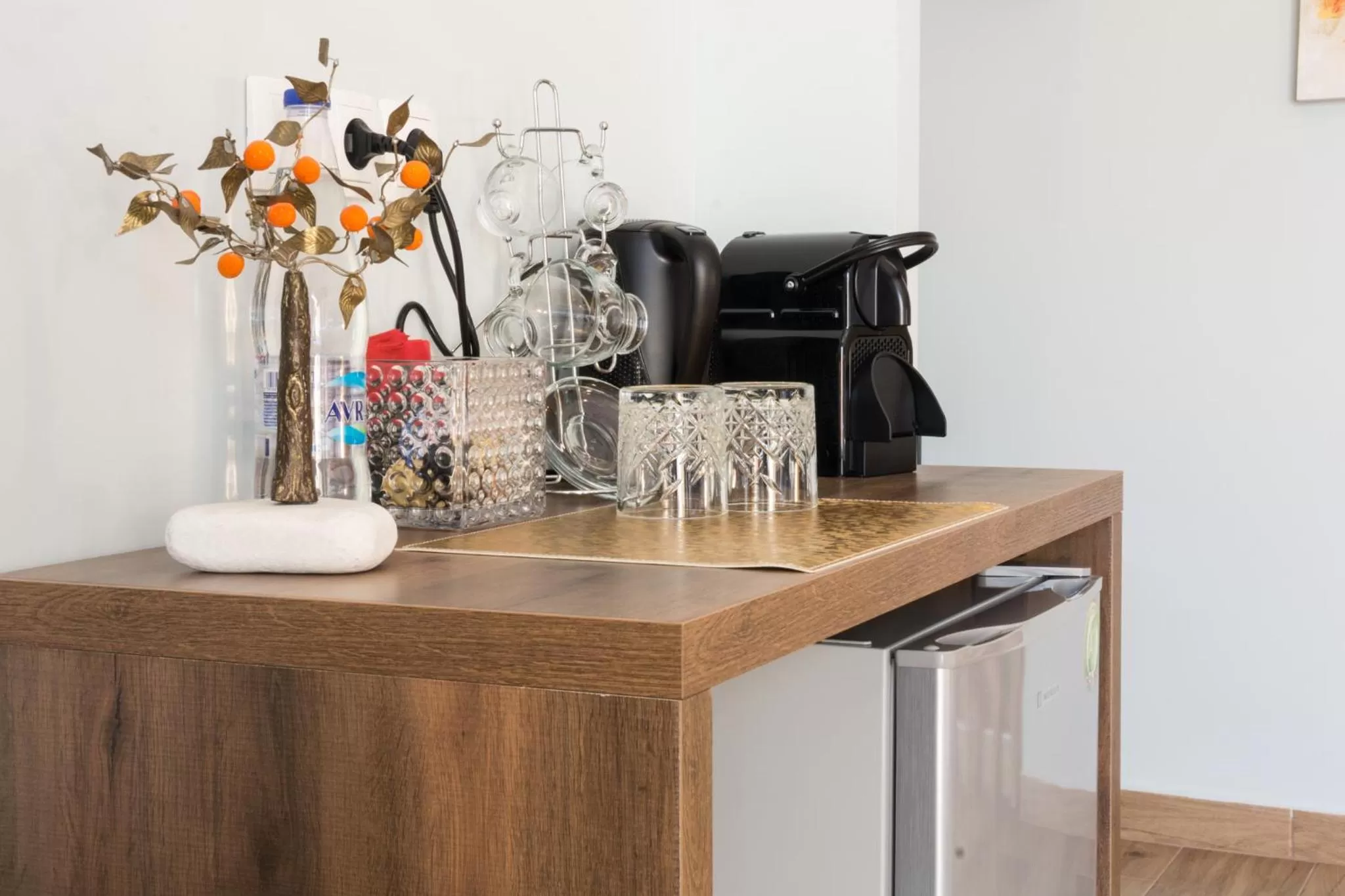 Coffee/tea facilities in Dome Rooms Downtown