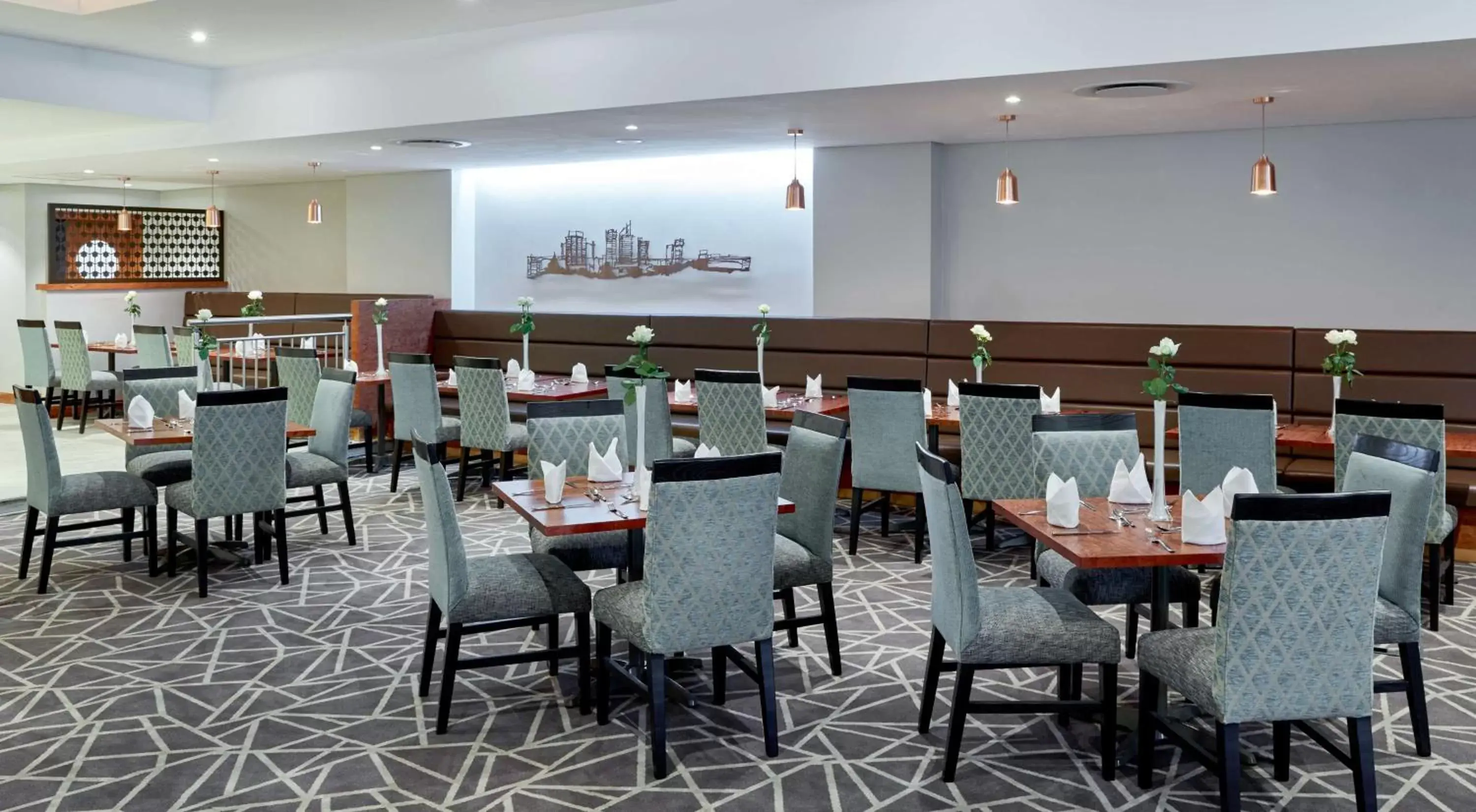 Restaurant/places to eat in Hilton Garden Inn Society Business Park Restaurant/places to eat in Hilton Garden Inn Society Business Park