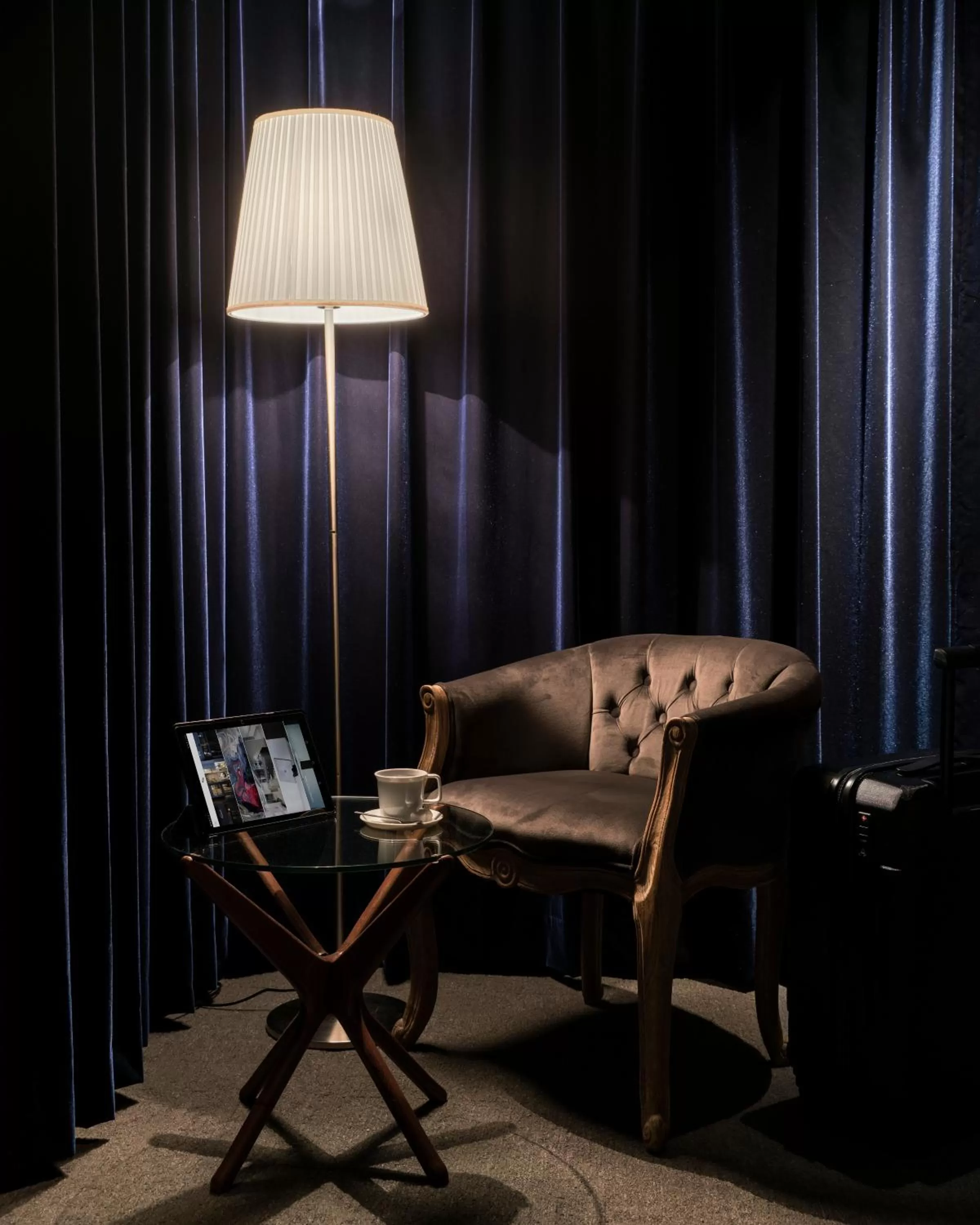 Photo of the whole room in BnA Alter Museum