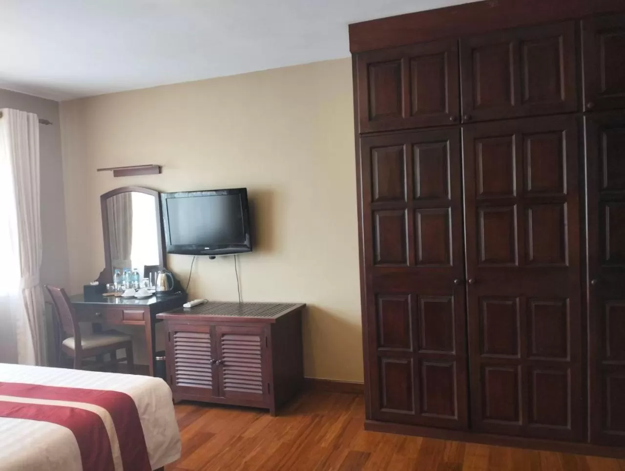 Bedroom, Bed in Lux Riverside Hotel & Apartment