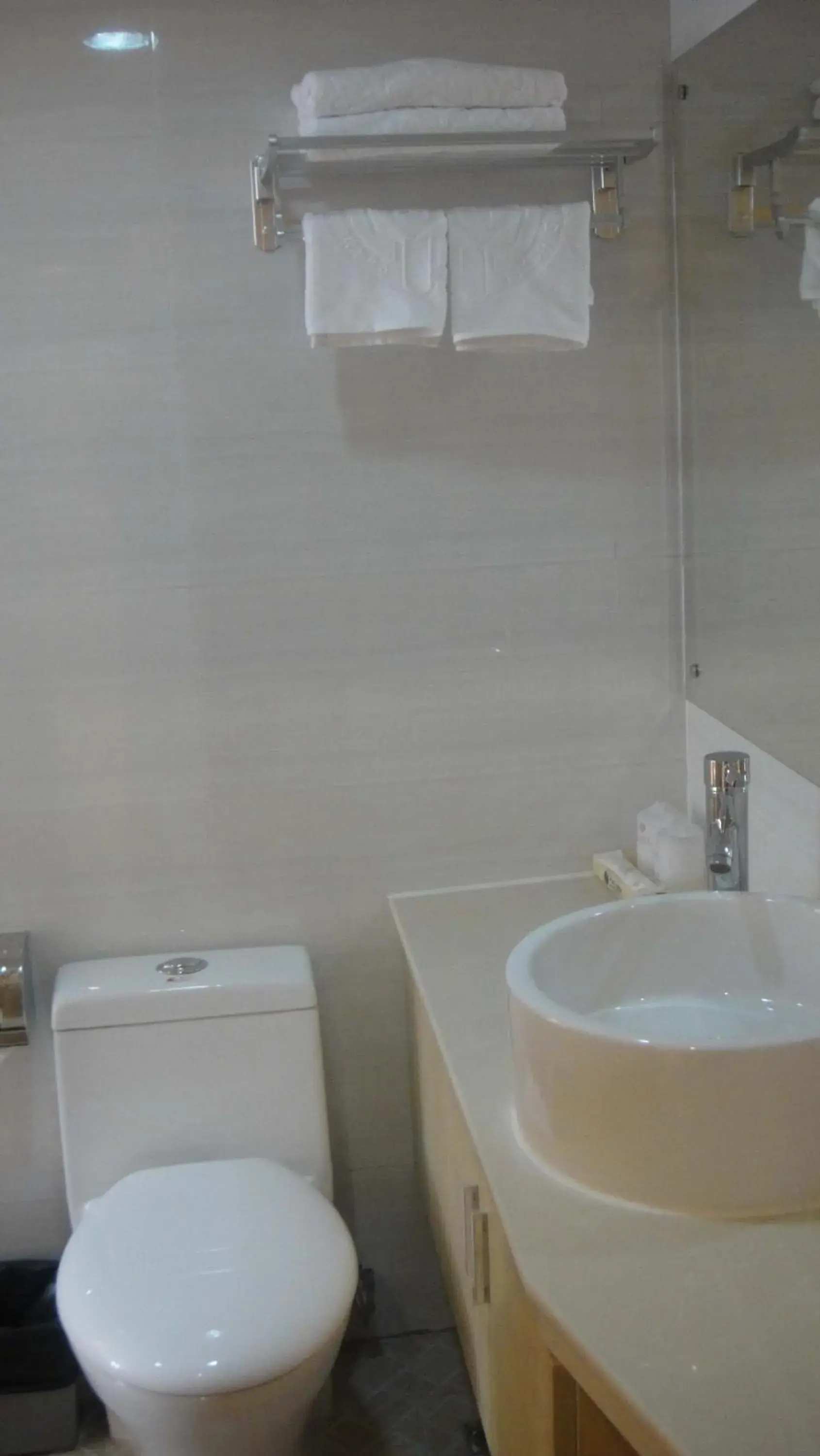 Bathroom in Guang Dong Hotel