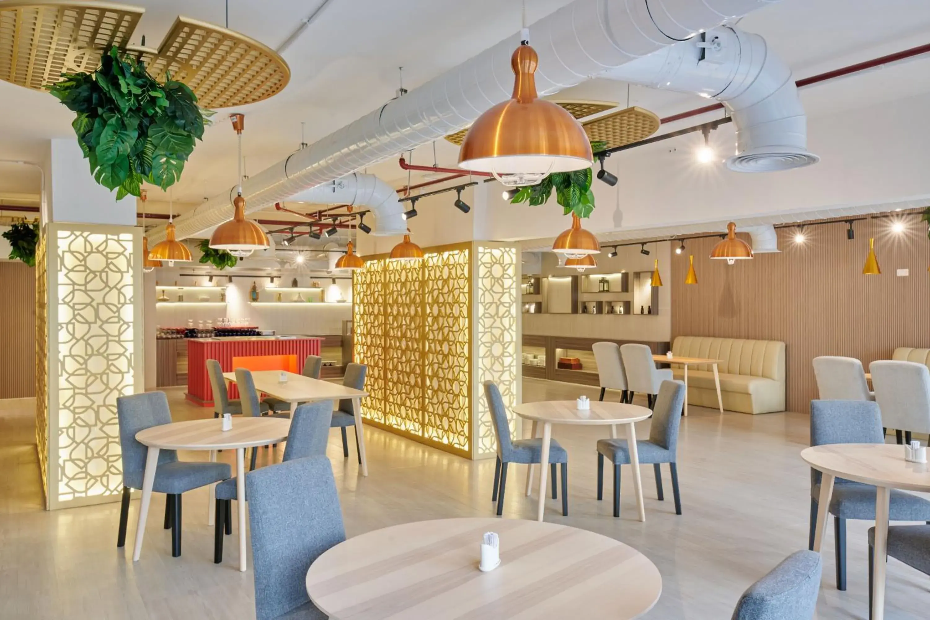 Restaurant/places to eat in Ramada by Wyndham Doha Old Town Restaurant/places to eat in Ramada by Wyndham Doha Old Town