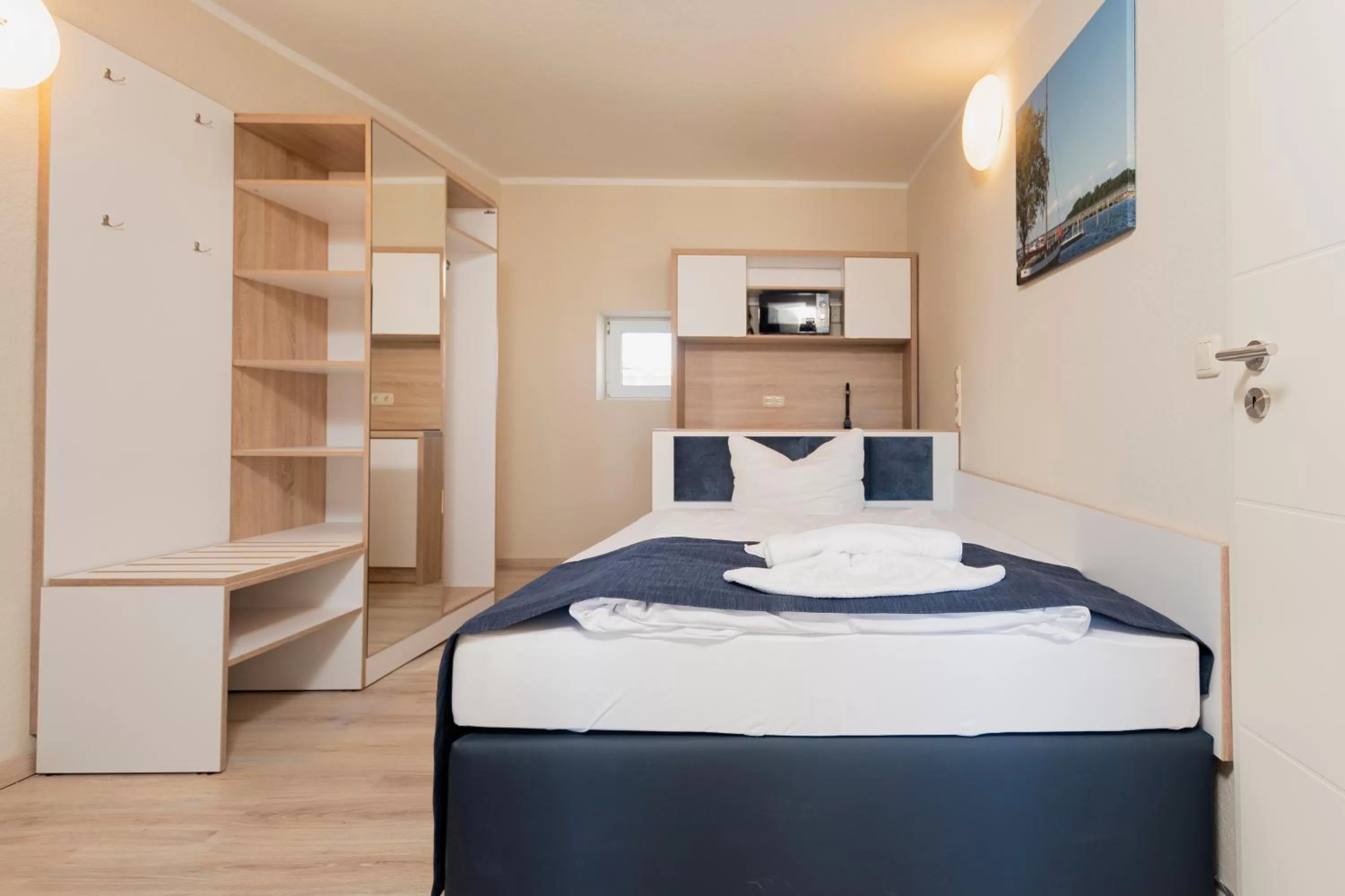 Bed in Aparthotel Stralsund Studios und Apartments