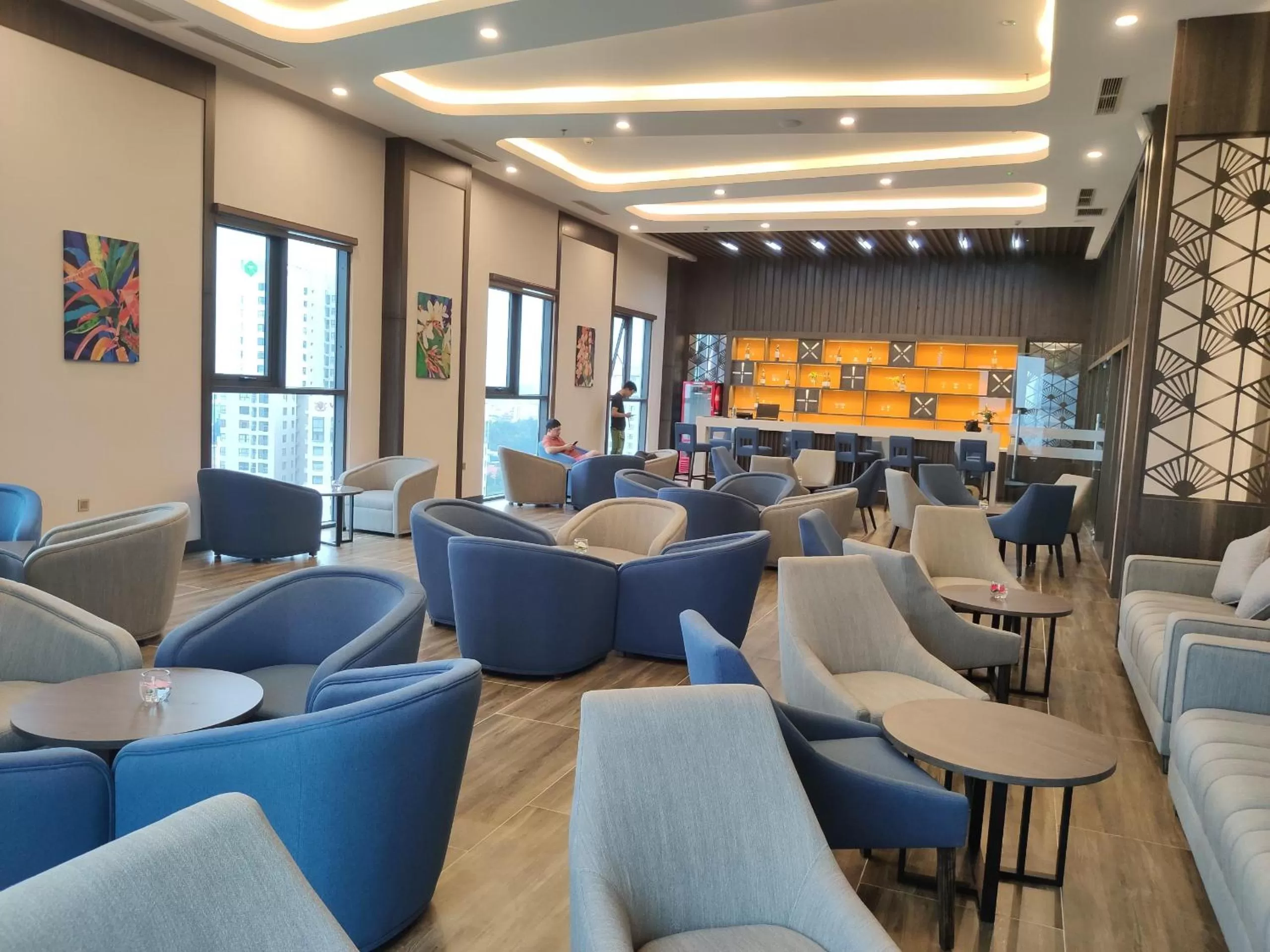 Lounge or bar in Muong Thanh Luxury Saigon Hotel