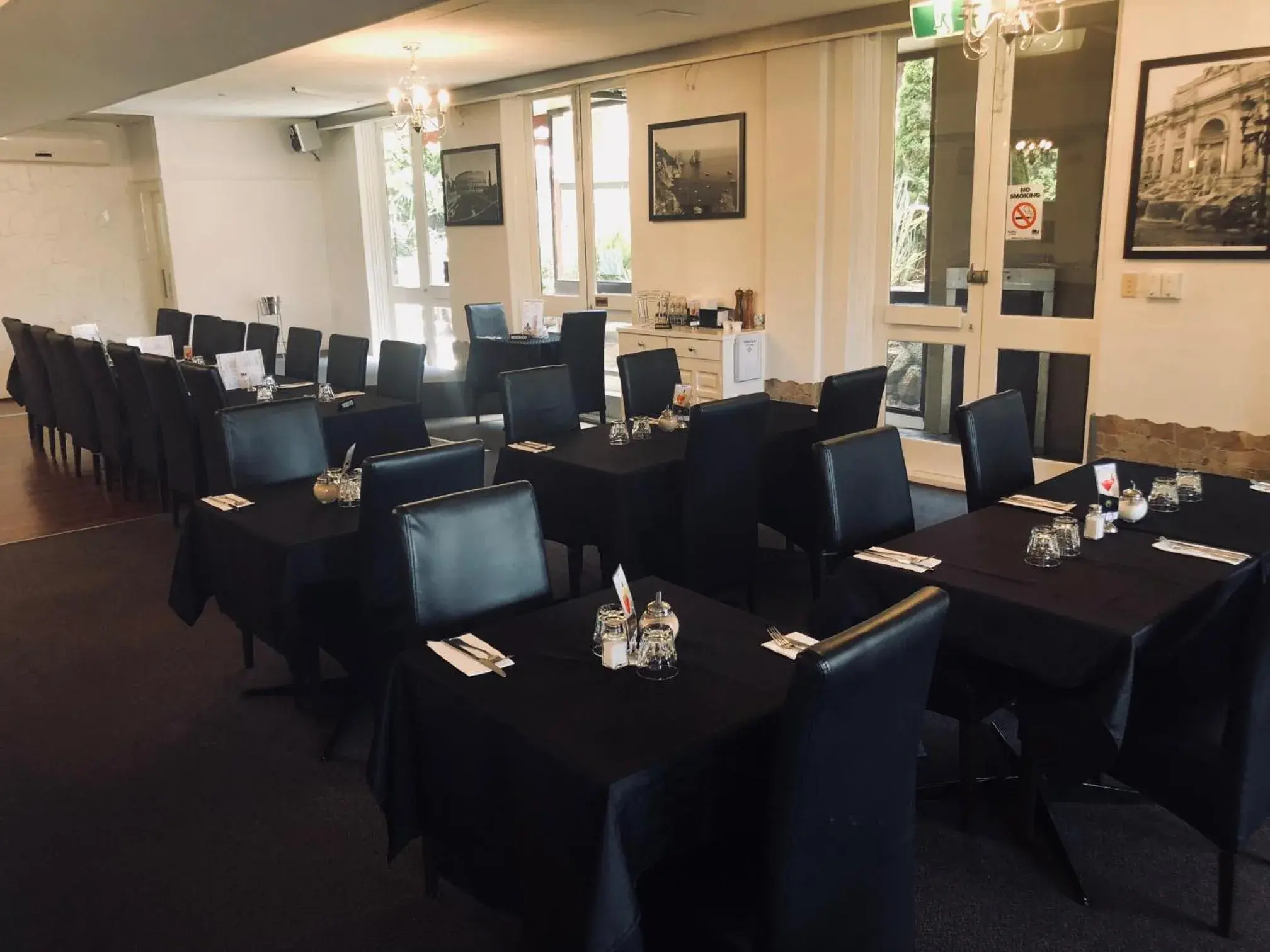 Restaurant/places to eat in Parkdale Motor Inn Restaurant/places to eat in Parkdale Motor Inn