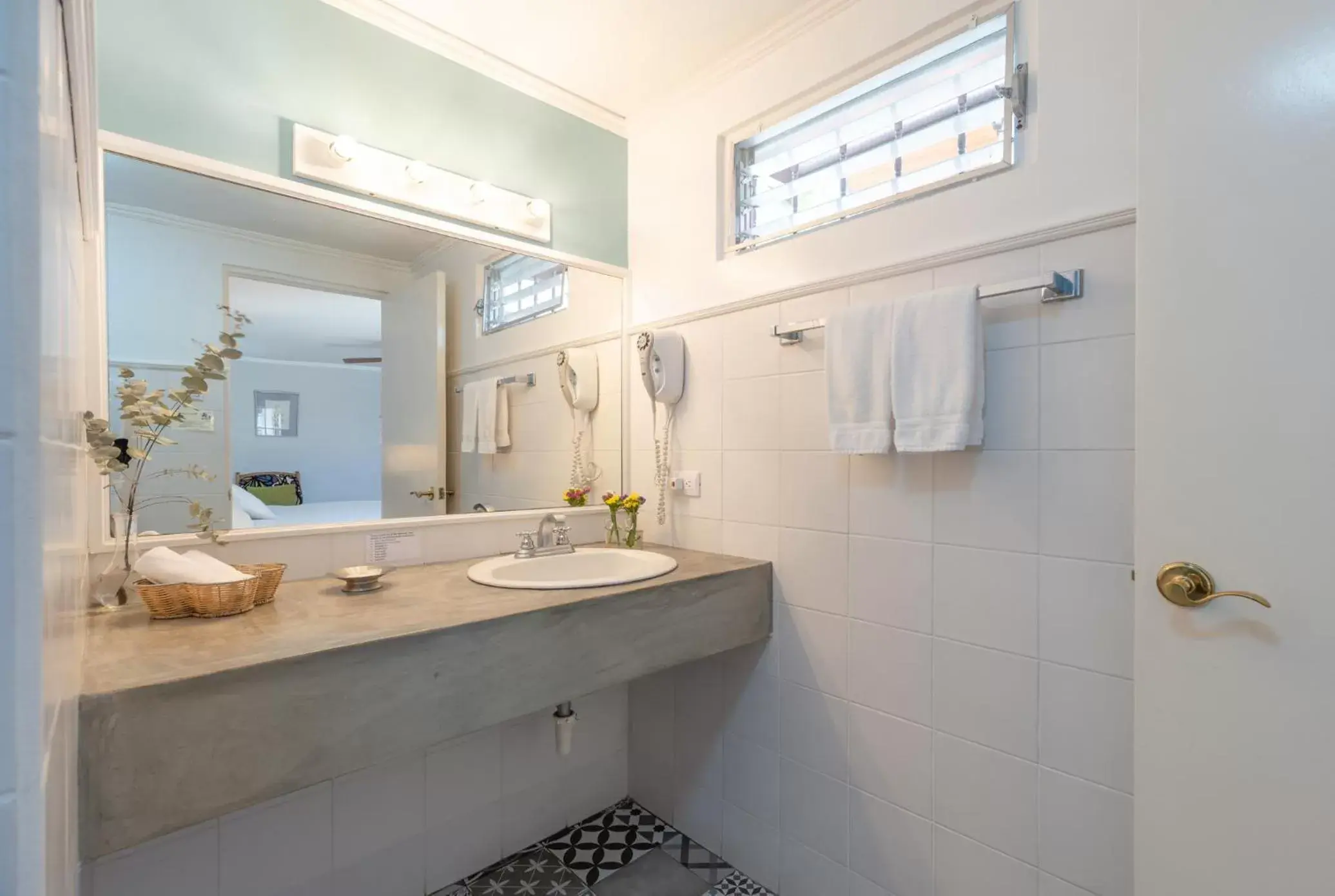 Bathroom in Posada el Quijote