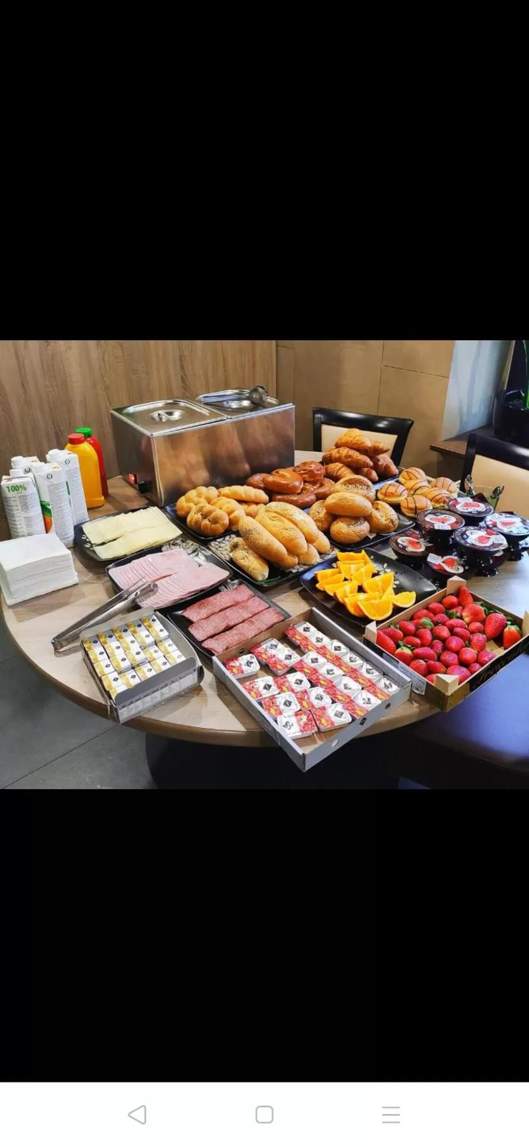 Breakfast in Sun-House Pension - ParkingFree Limited spaces-