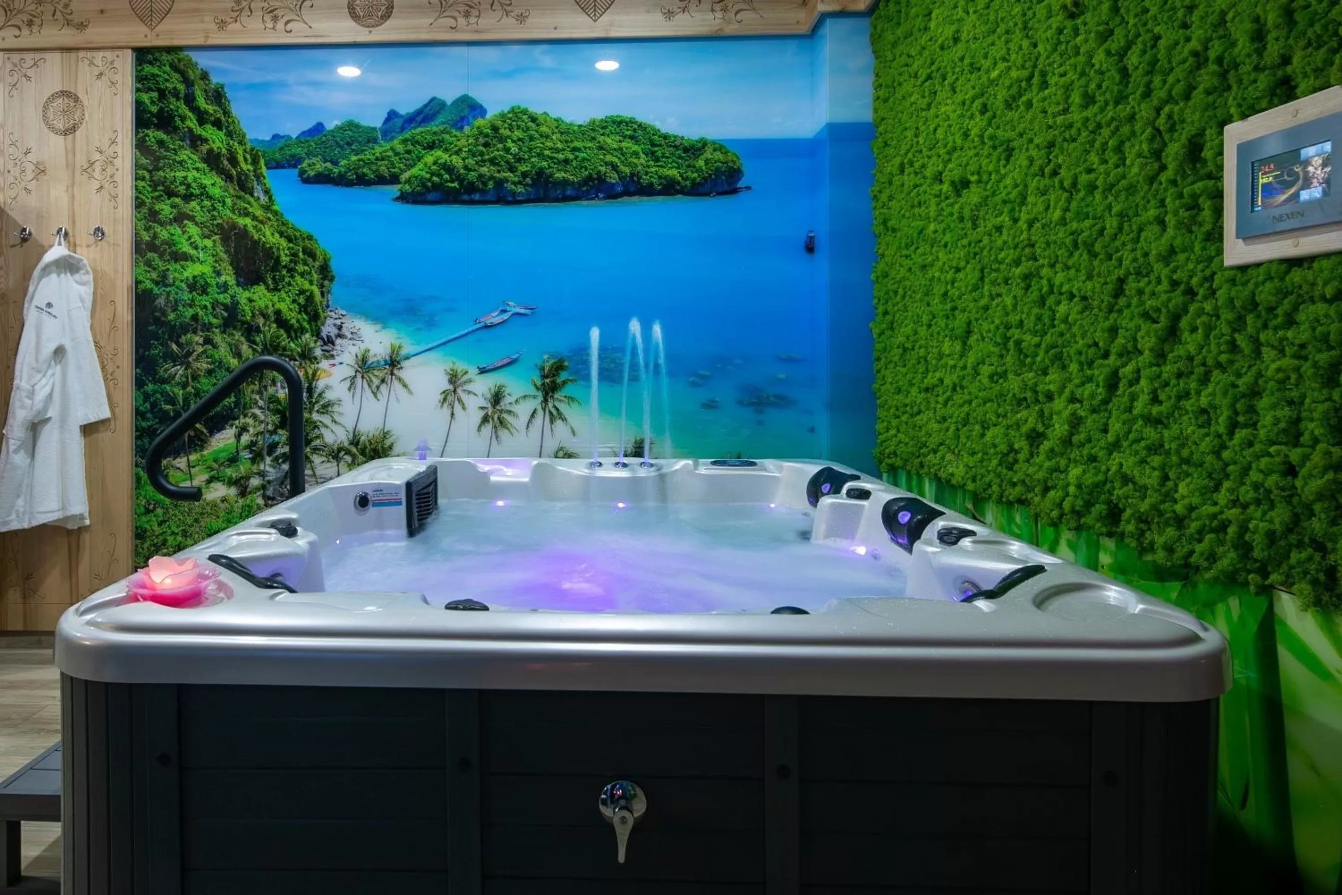 Hot Tub in Dworek Góralski