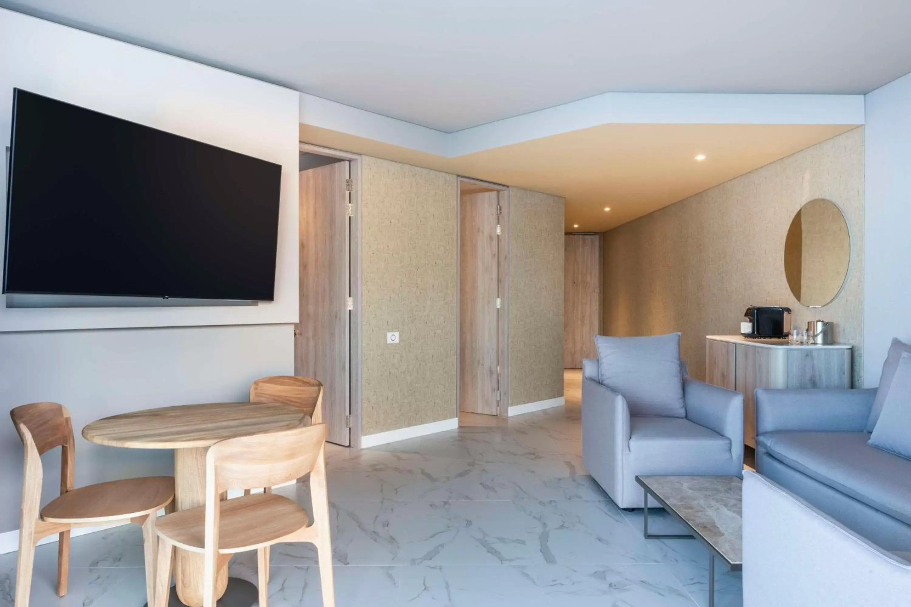 Bedroom, Seating Area in Hilton Santa Marta