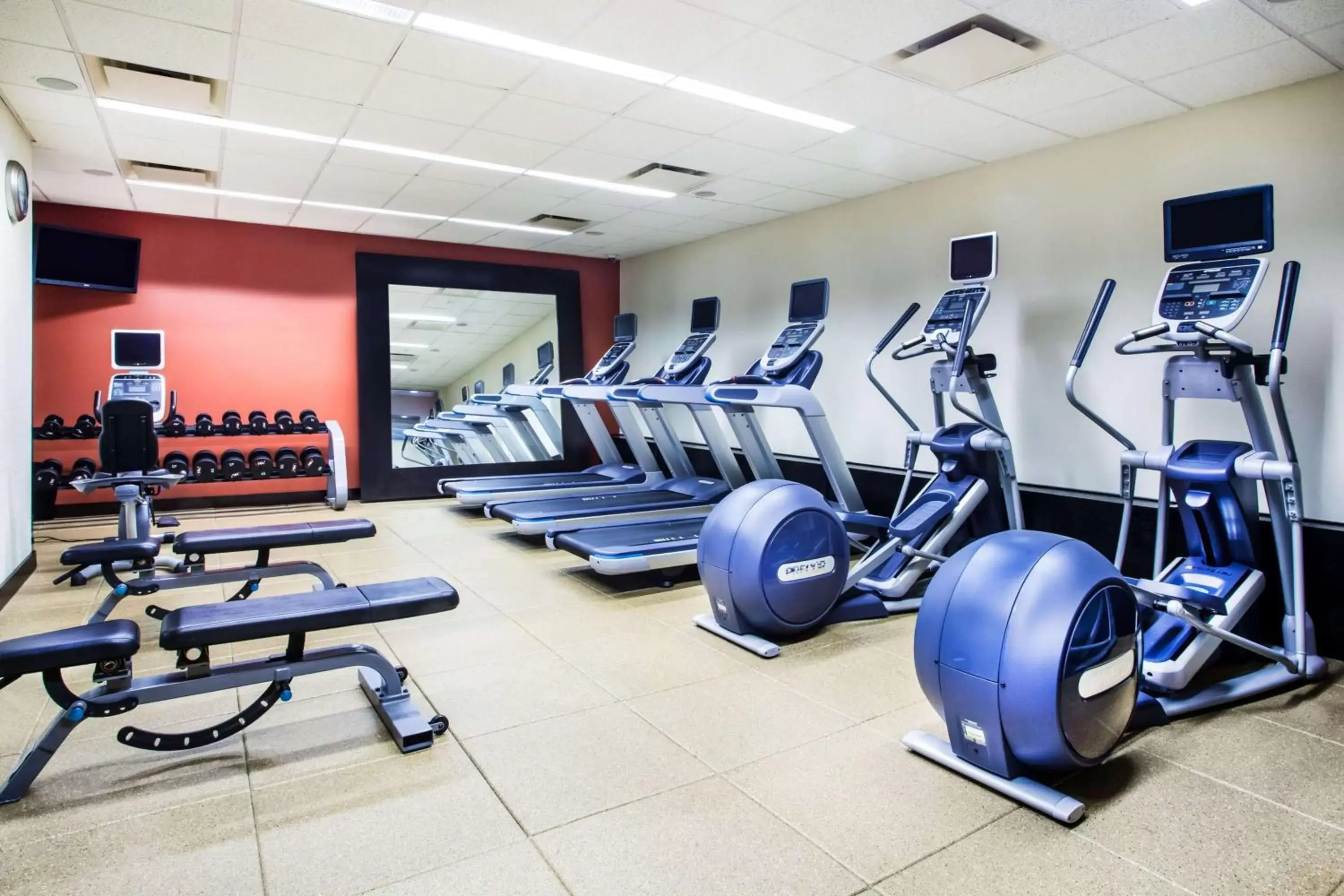 Fitness centre/facilities, Fitness Center/Facilities in Hilton Garden Inn West 35th Street
