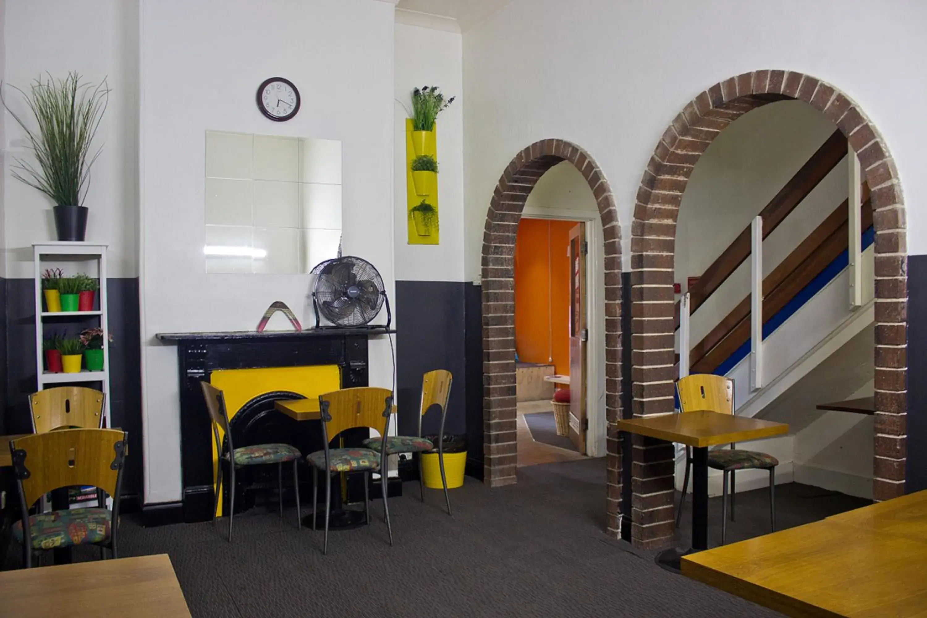 Lounge or bar in Adelaide Travellers Inn Backpackers Hostel