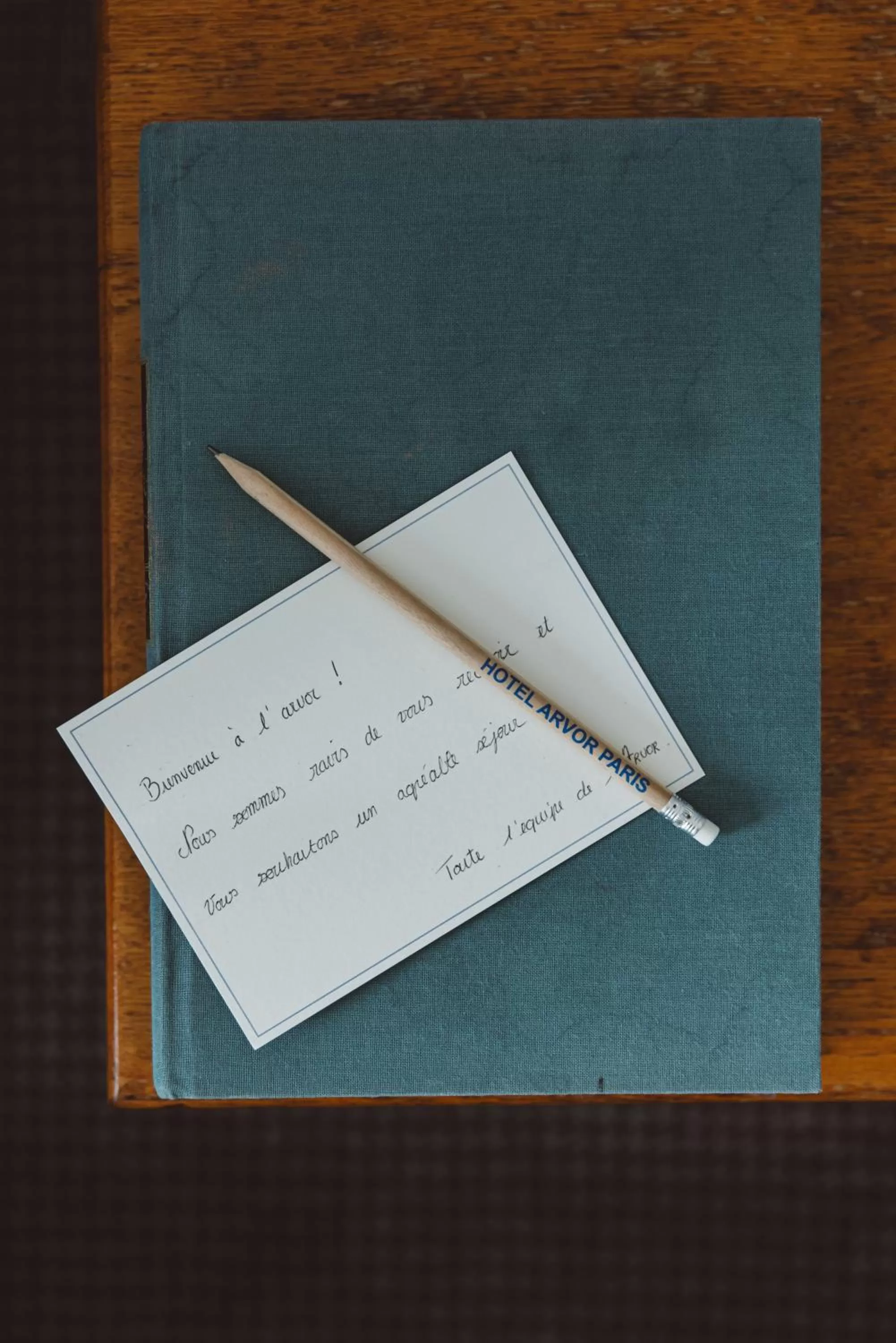 Decorative detail in Hôtel Arvor Saint Georges