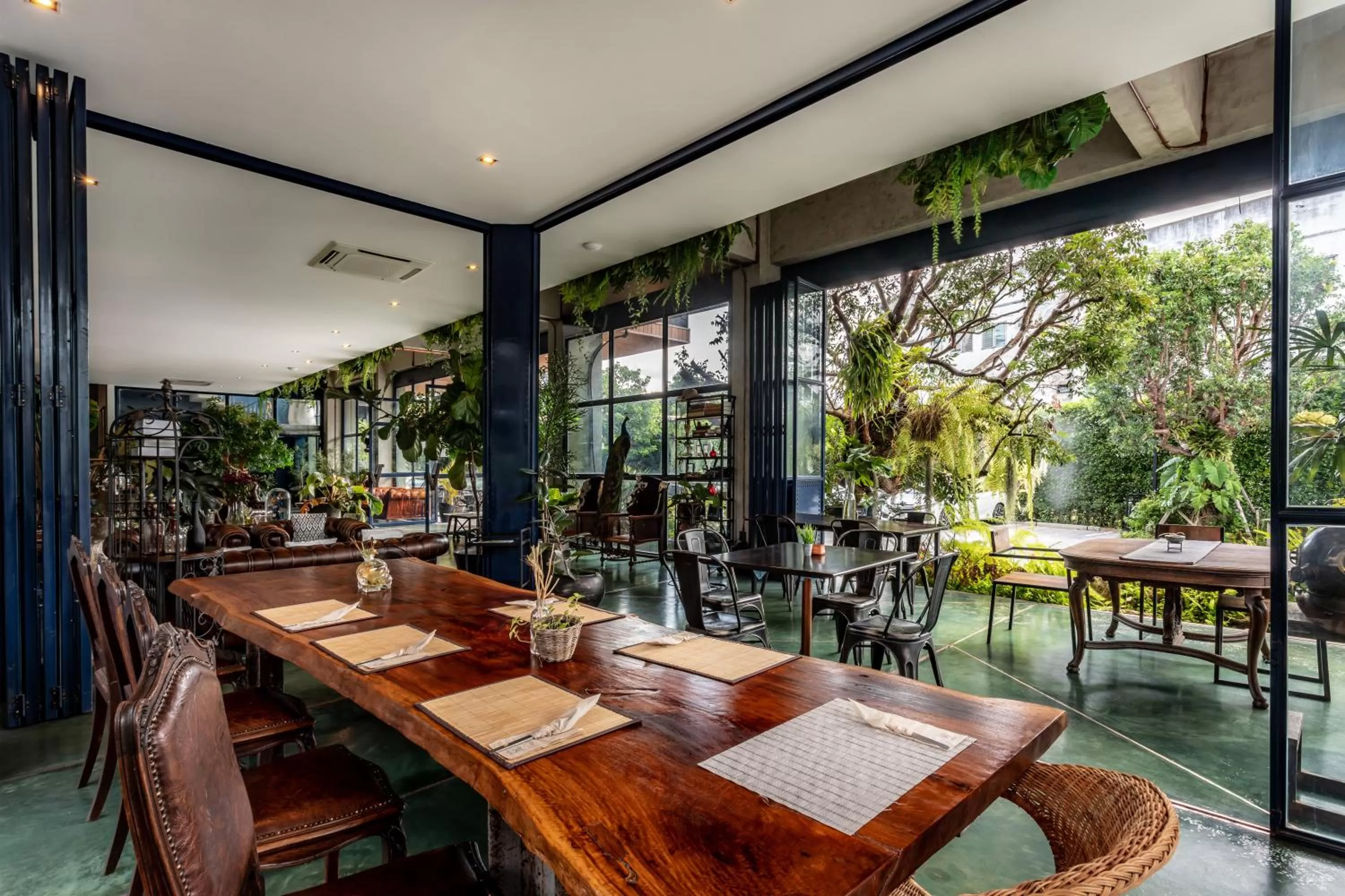 Decorative detail in THE WOOD