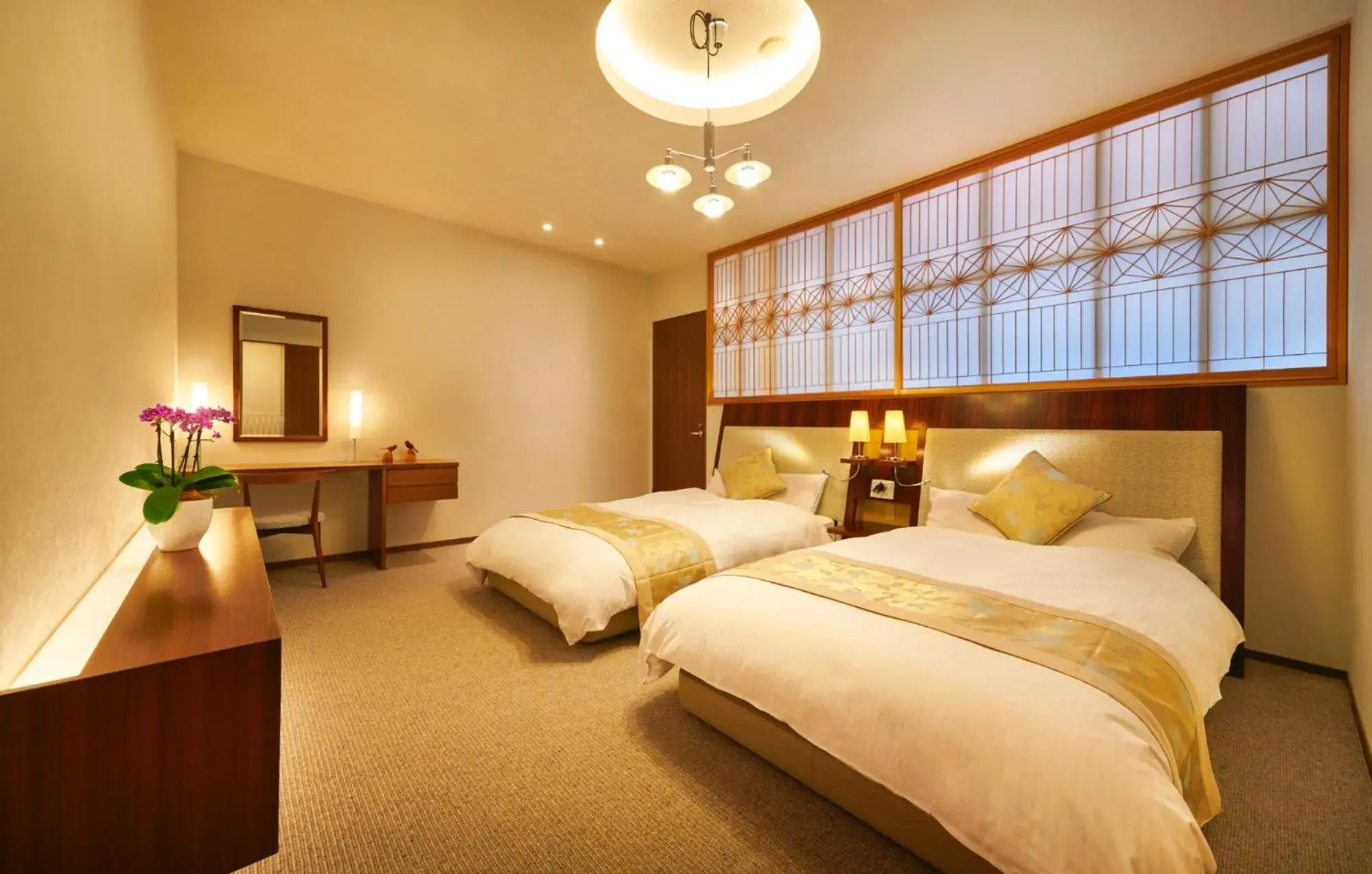 Photo of the whole room, Bed in Honjin Hiranoya Kachoan