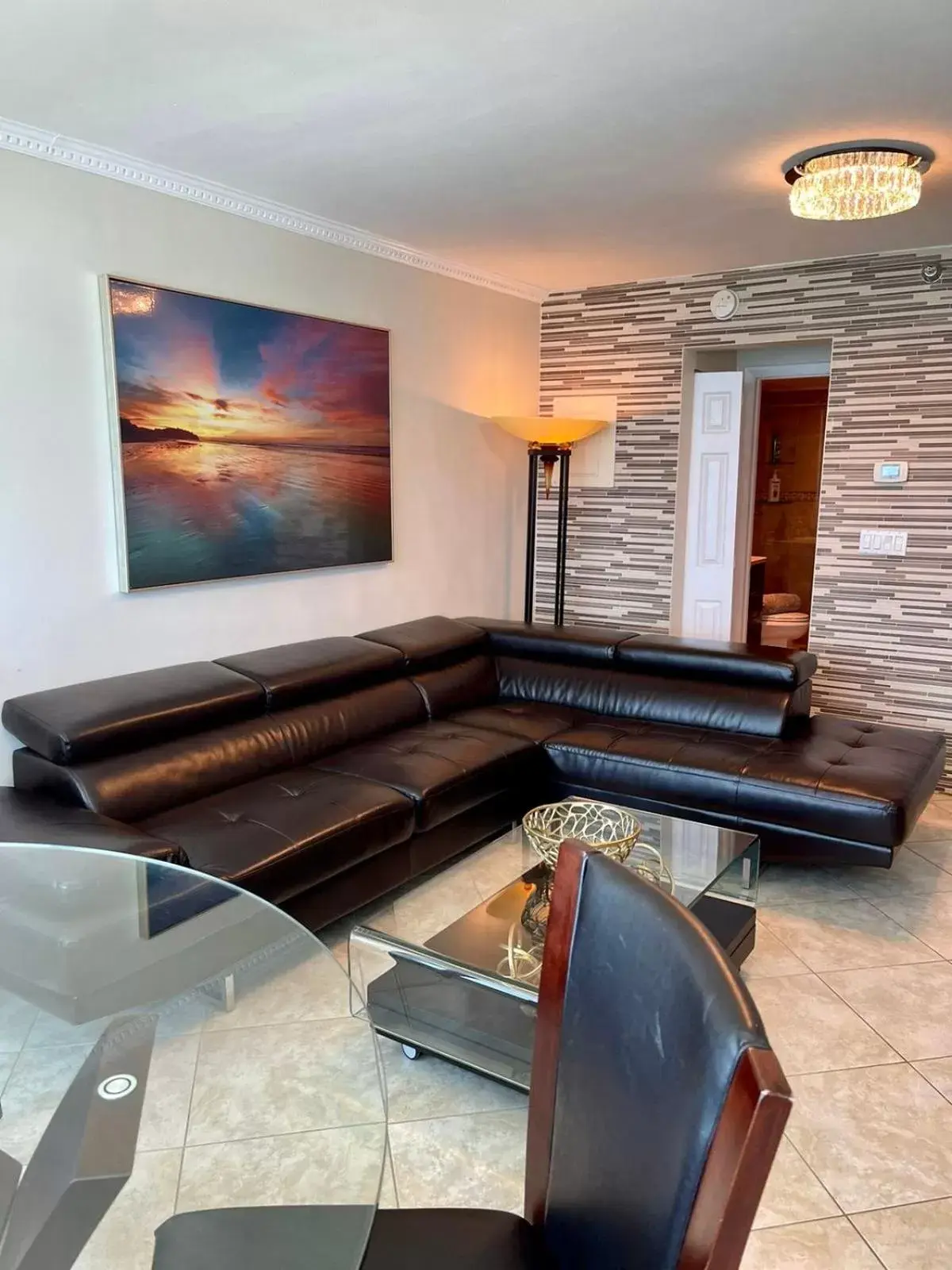 Seating Area in Castle Beach Resort Condo Penthouse or 1BR Direct Ocean View -just remodeled-