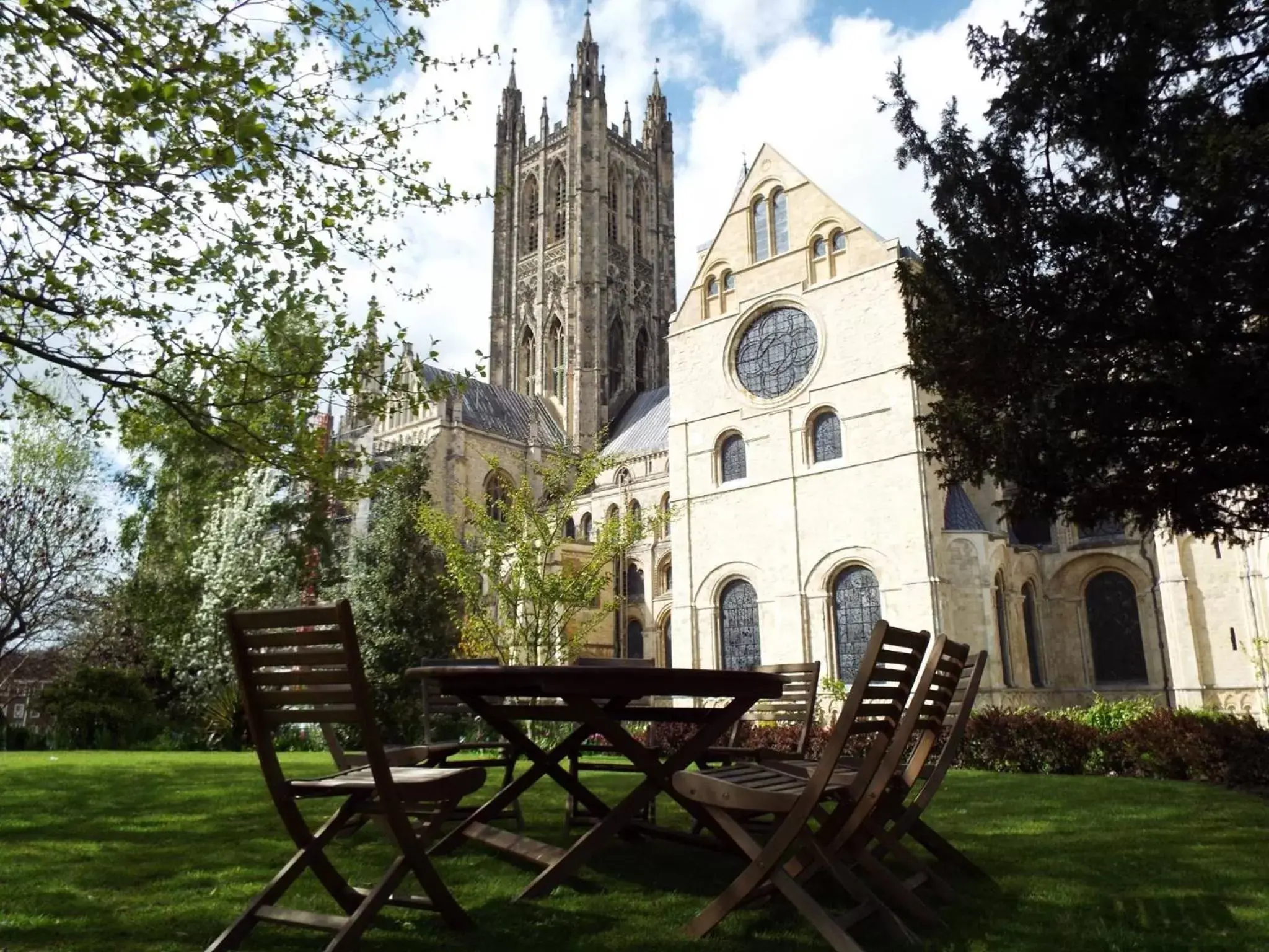 Garden, Property Building in Canterbury Cathedral Lodge