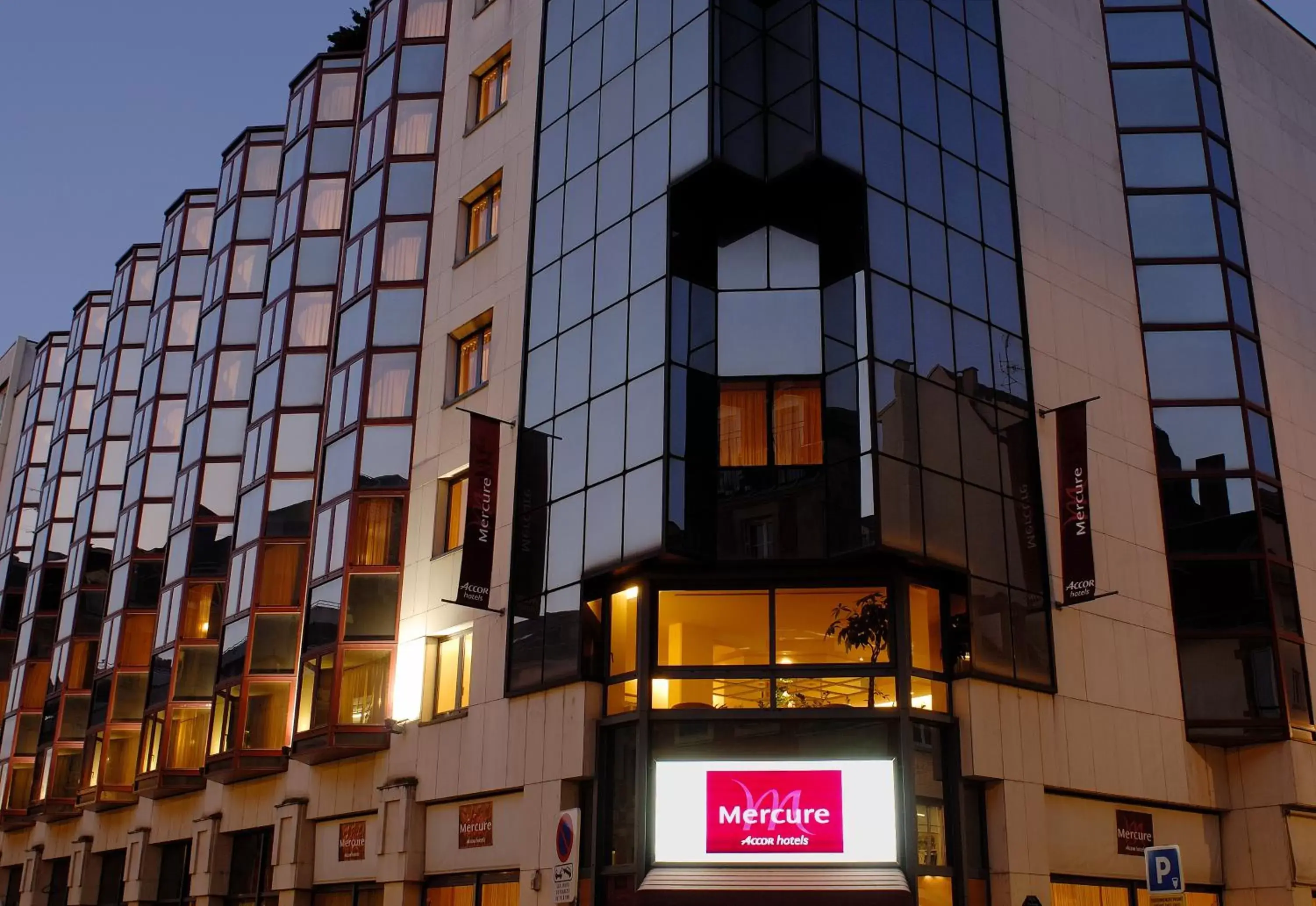 Facade/entrance, Property Building in Mercure Strasbourg Centre