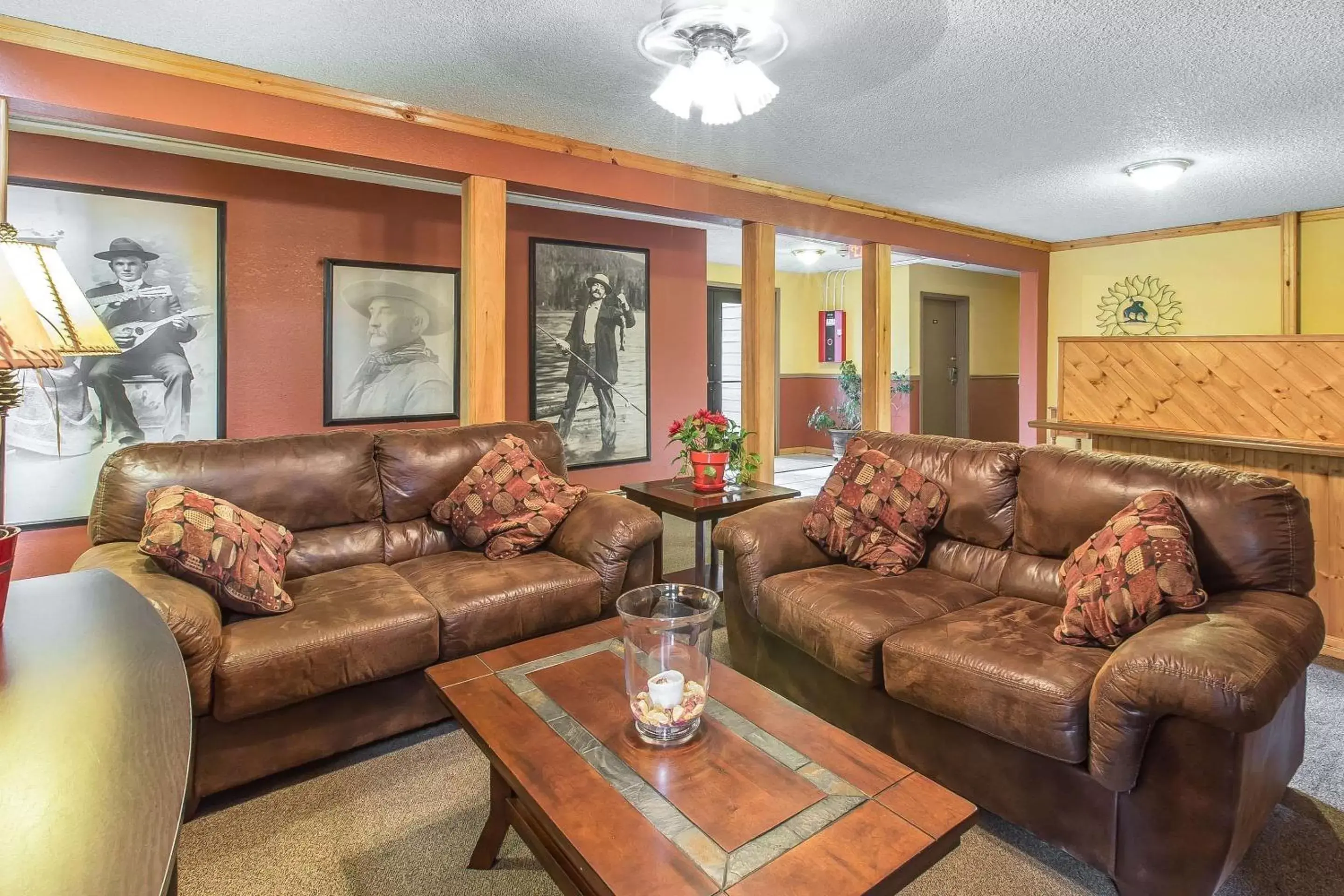 Lobby or reception, Seating Area in Rodeway Inn Rifle