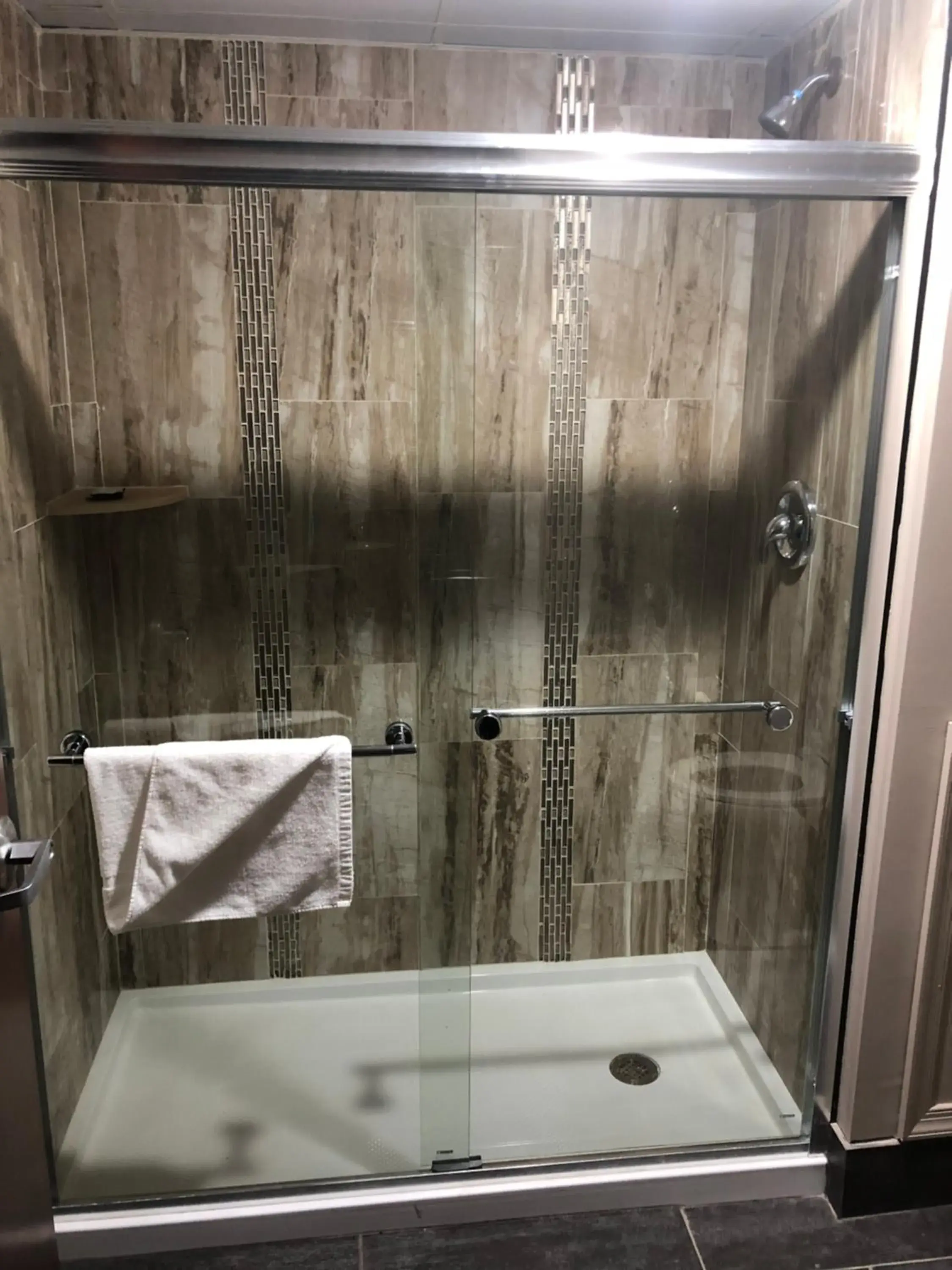 Shower, Bathroom in The Lincoln Hotel Philadelphia