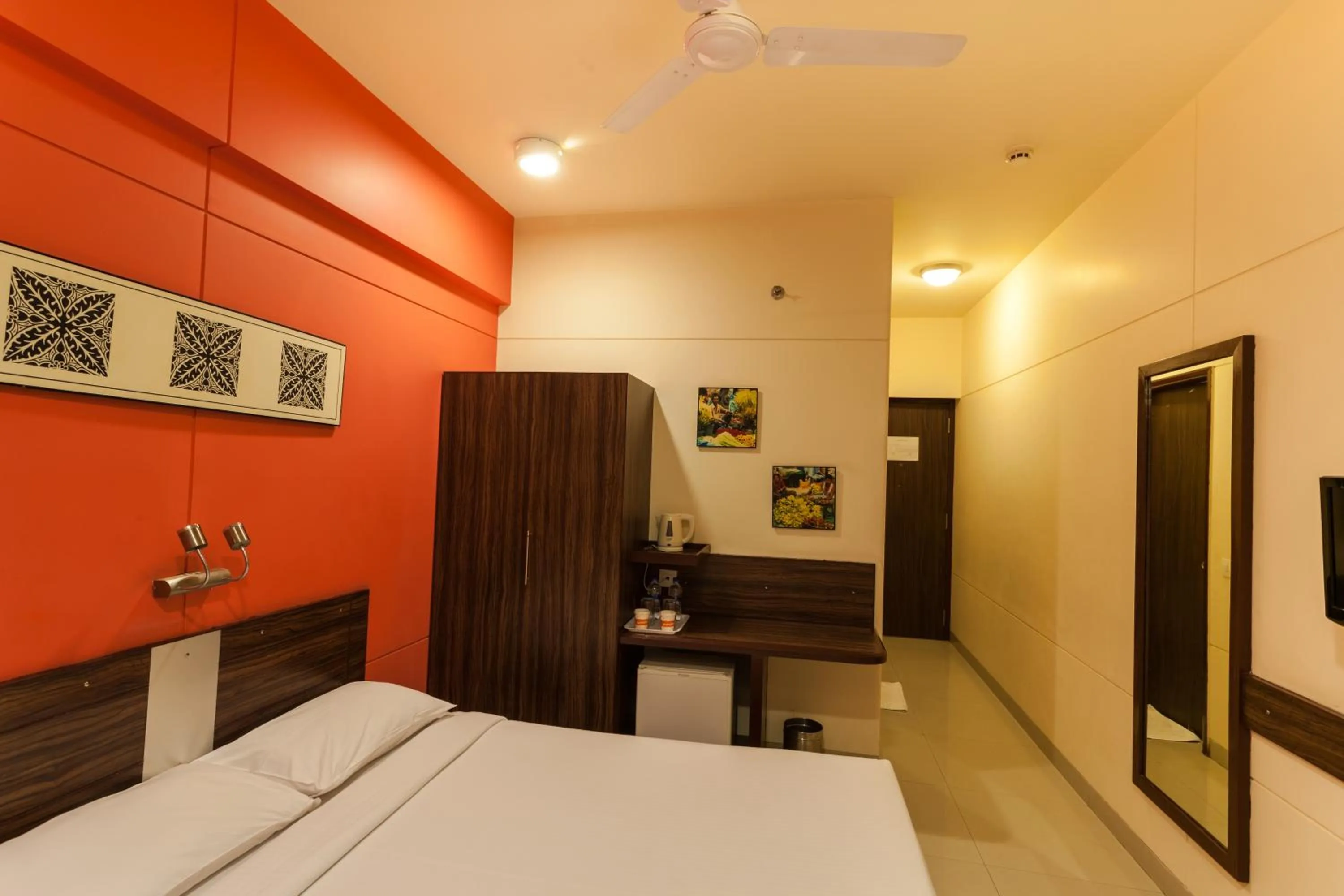 Bedroom, Bed in Ginger Surat