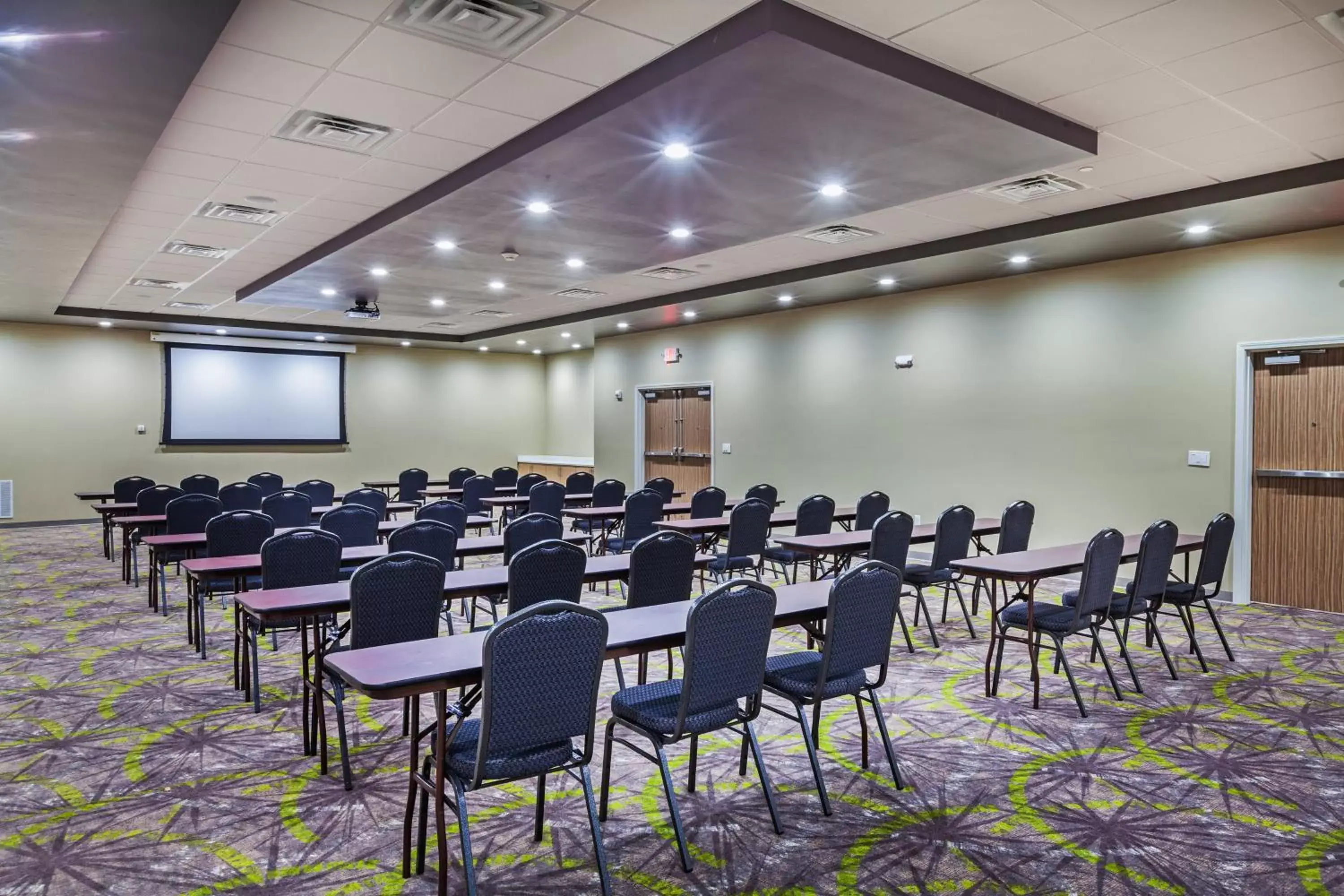 Meeting/conference room in Holiday Inn - Amarillo East, an IHG Hotel