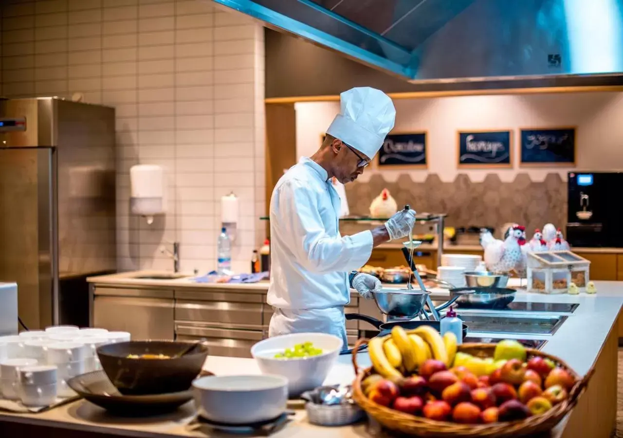 Continental breakfast, Food in Hôtel des Bains de Saillon