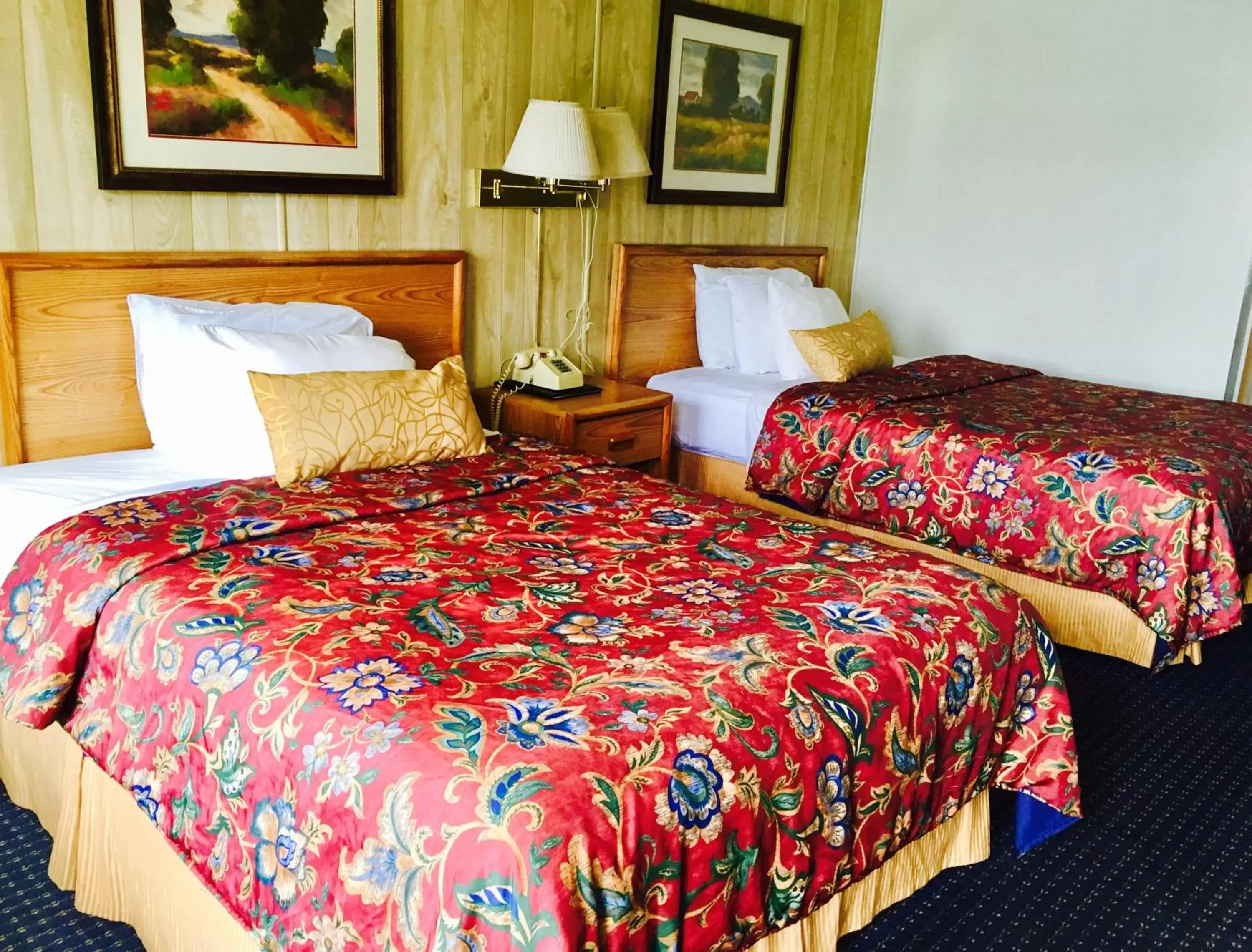 Bed in River Inn