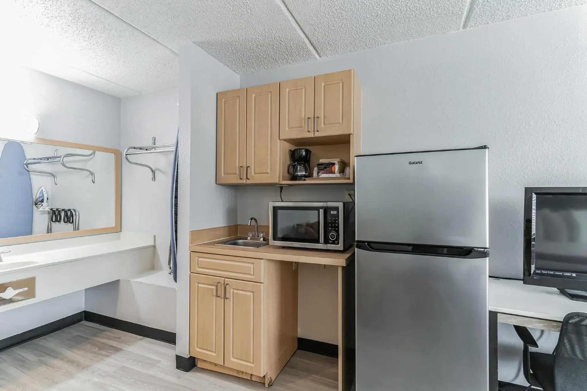 Kitchen or kitchenette, Kitchen/Kitchenette in Vivo Living Kissimmee West
