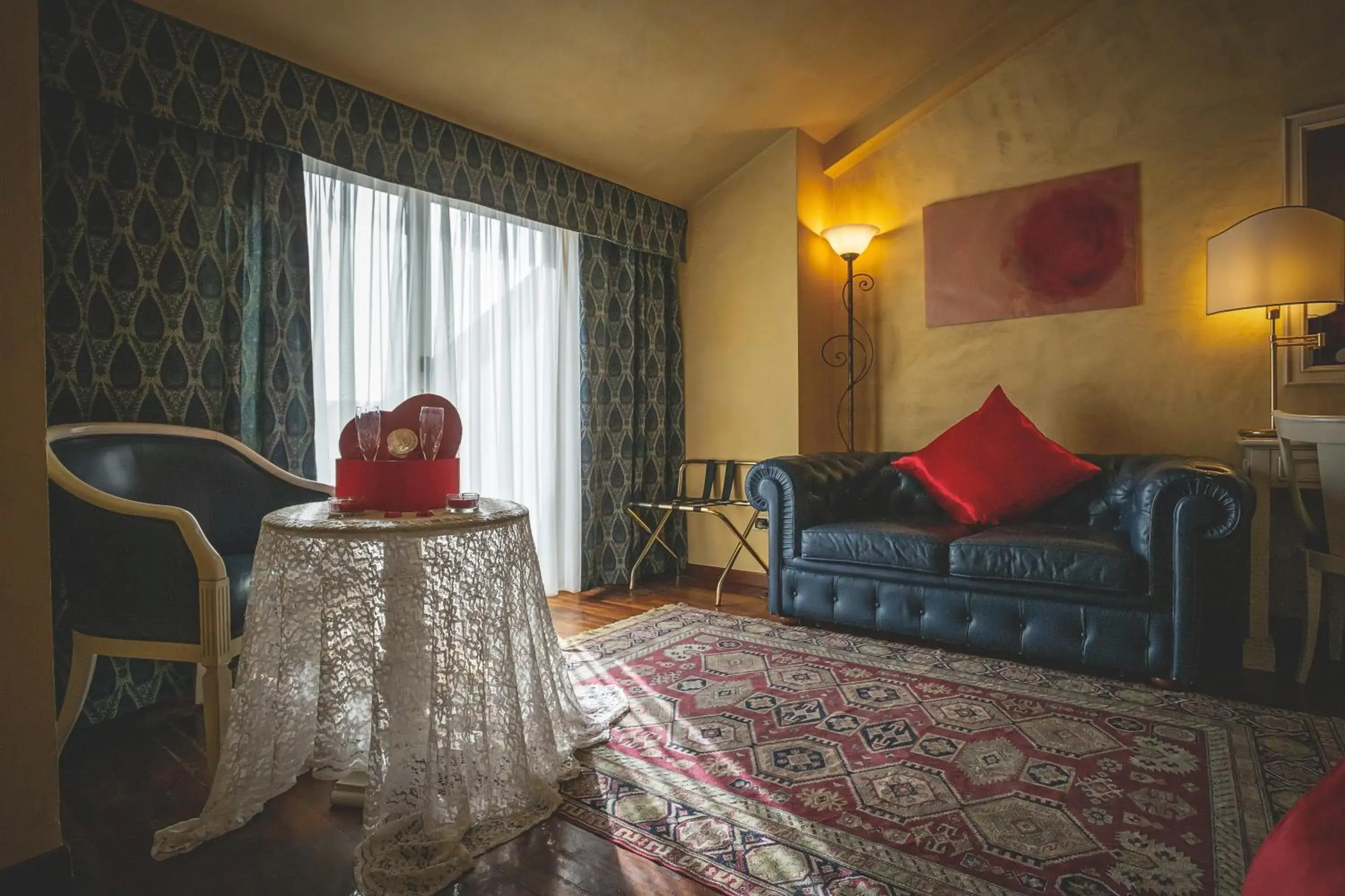 Bedroom, Seating Area in Hotel Posta