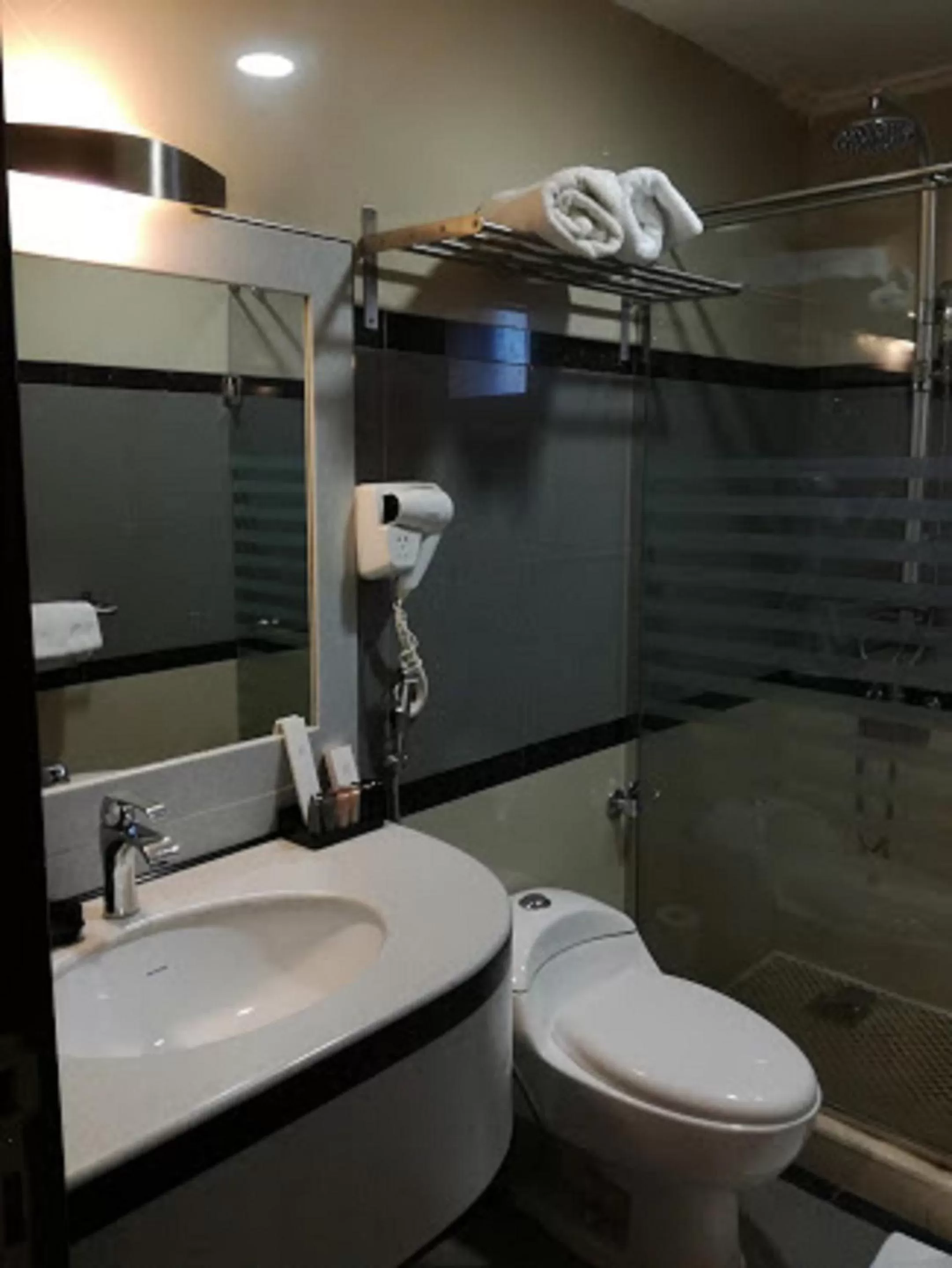 Bathroom in Sunday Millennia Hotel