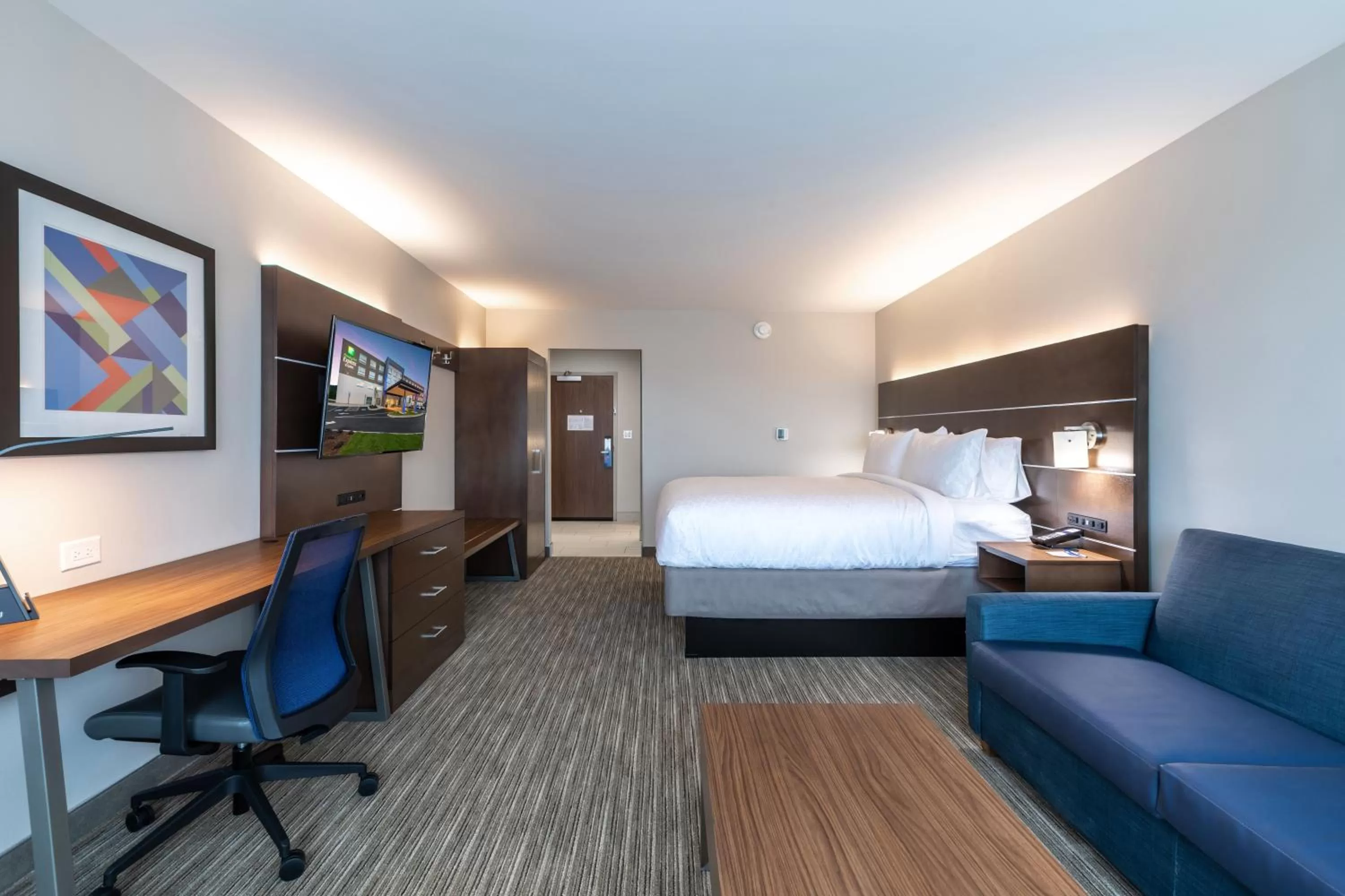 Photo of the whole room, Bed in Holiday Inn Express & Suites - Greenville - Taylors by IHG