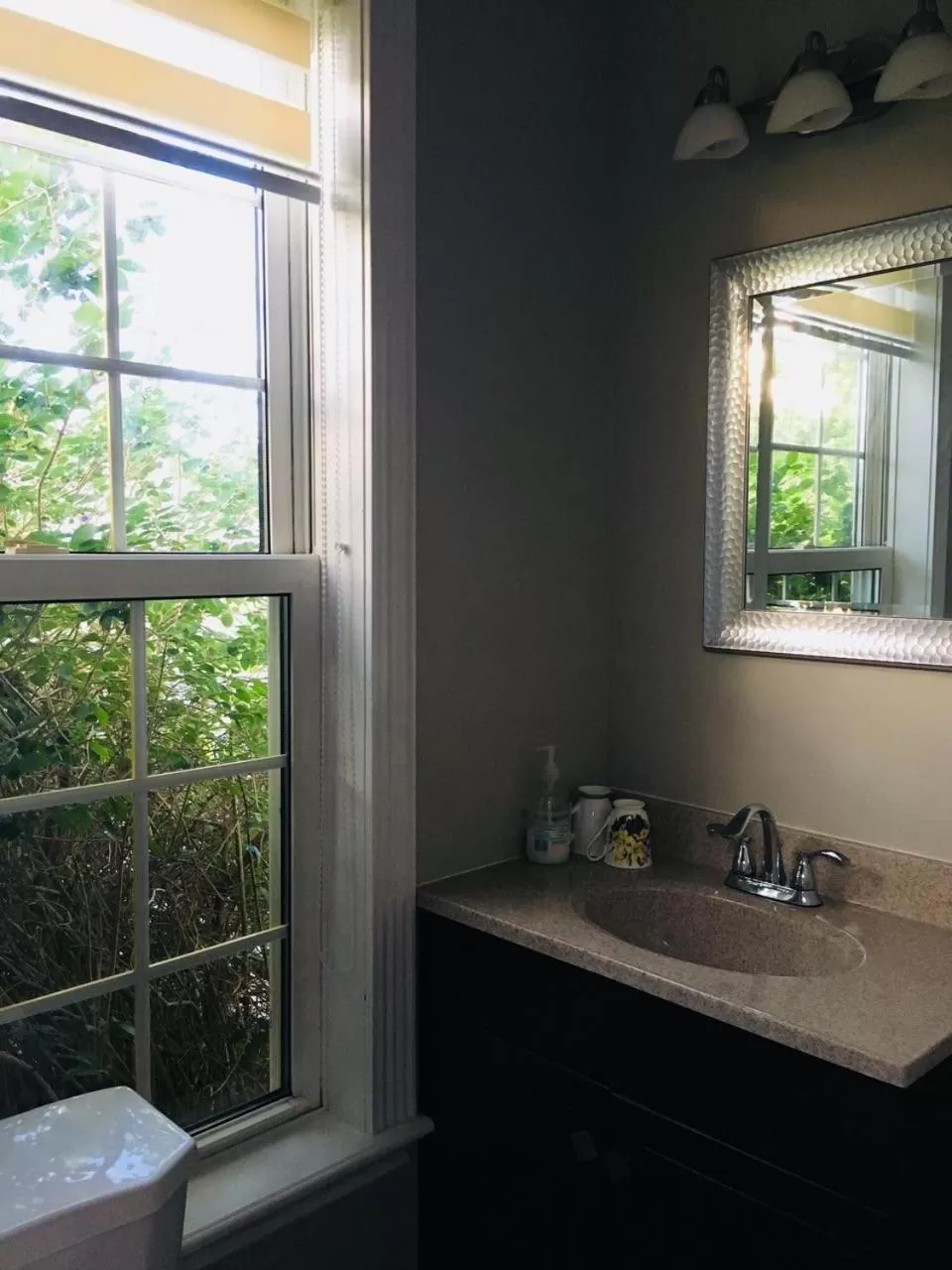 Bathroom in Seaview White House