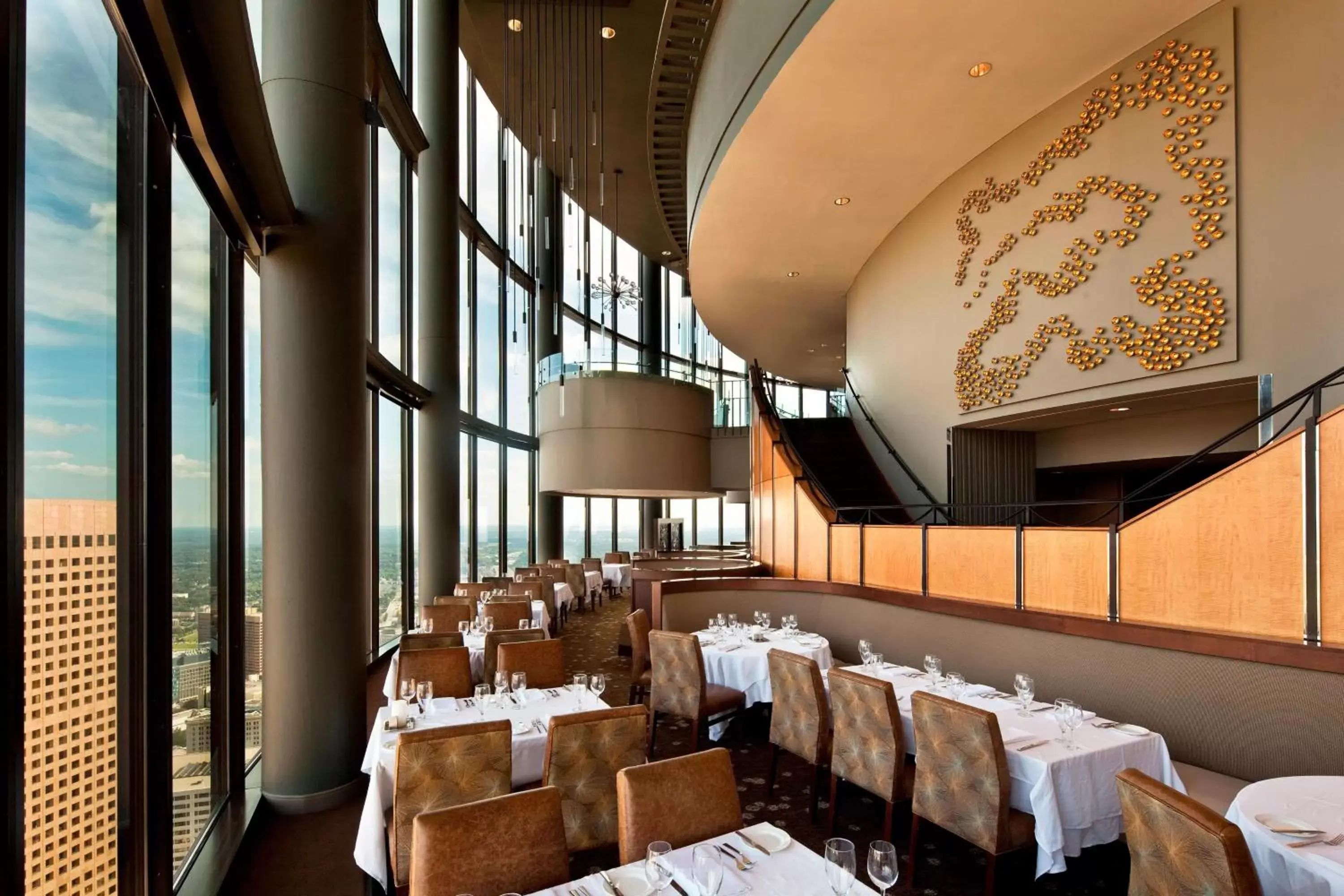Restaurant/Places to Eat in The Westin Peachtree Plaza, Atlanta