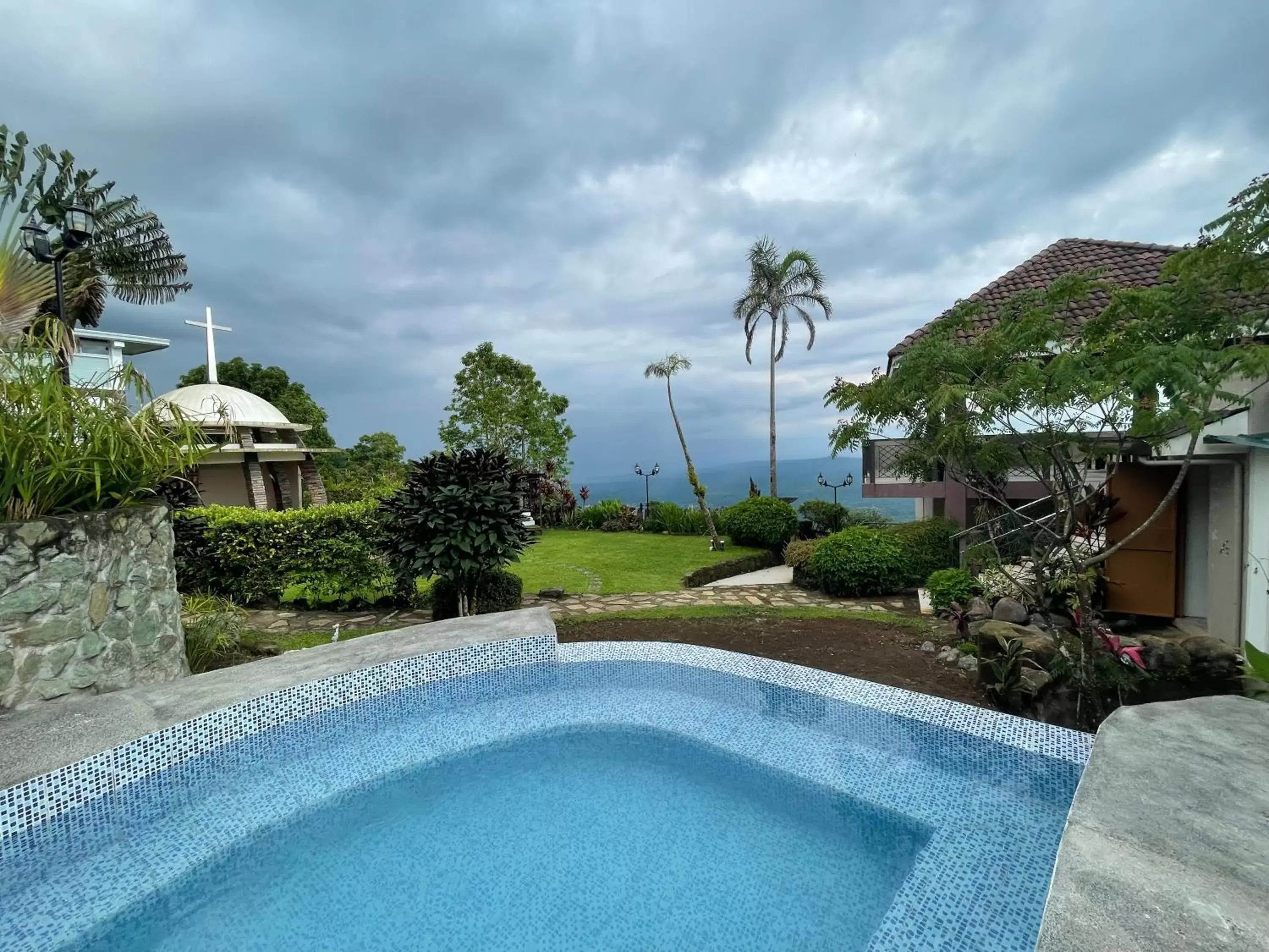 Swimming pool in The Lakeview Suites Swimming pool in The Lakeview Suites