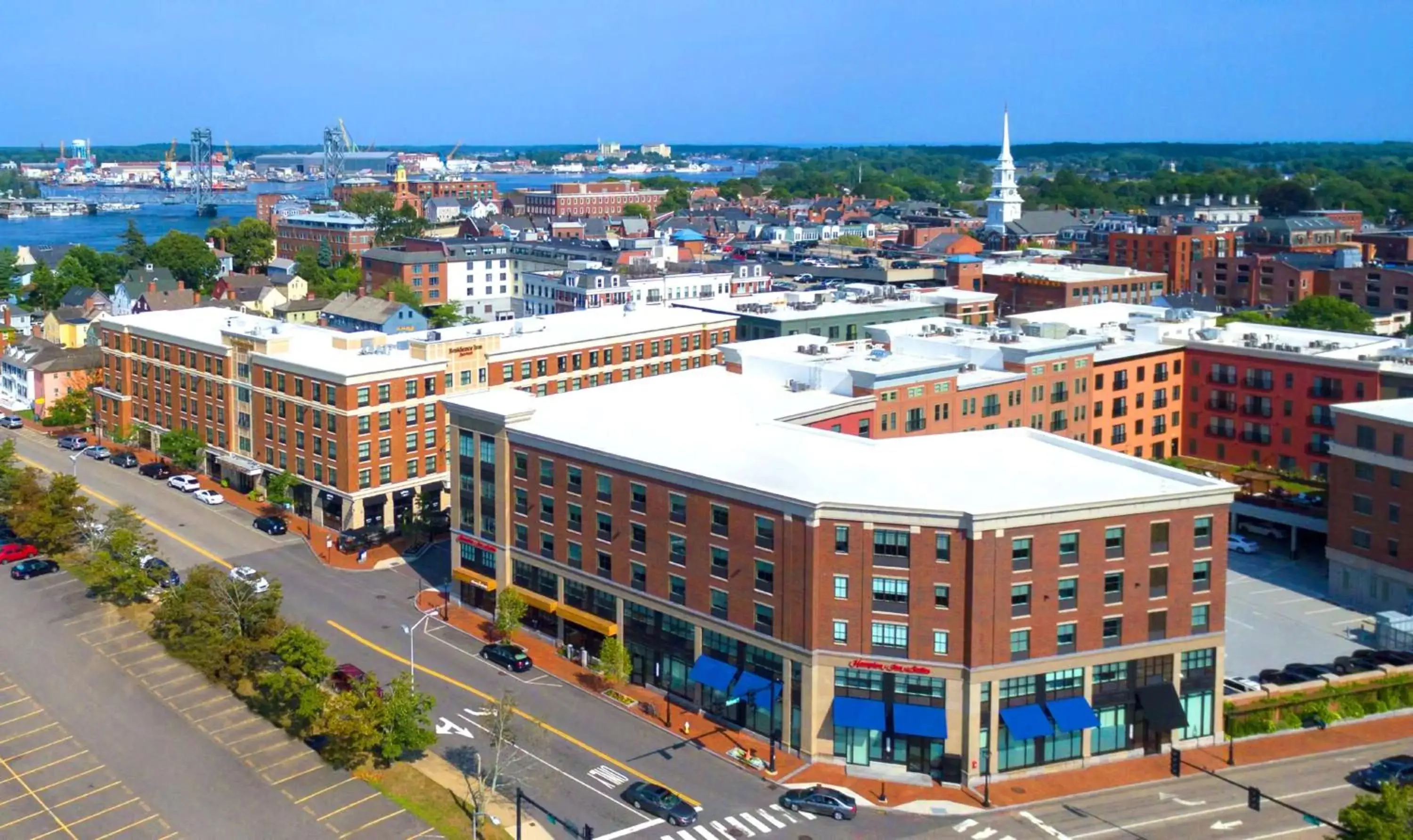 Property building, Bird's-eye View in Hampton Inn & Suites Portsmouth Downtown