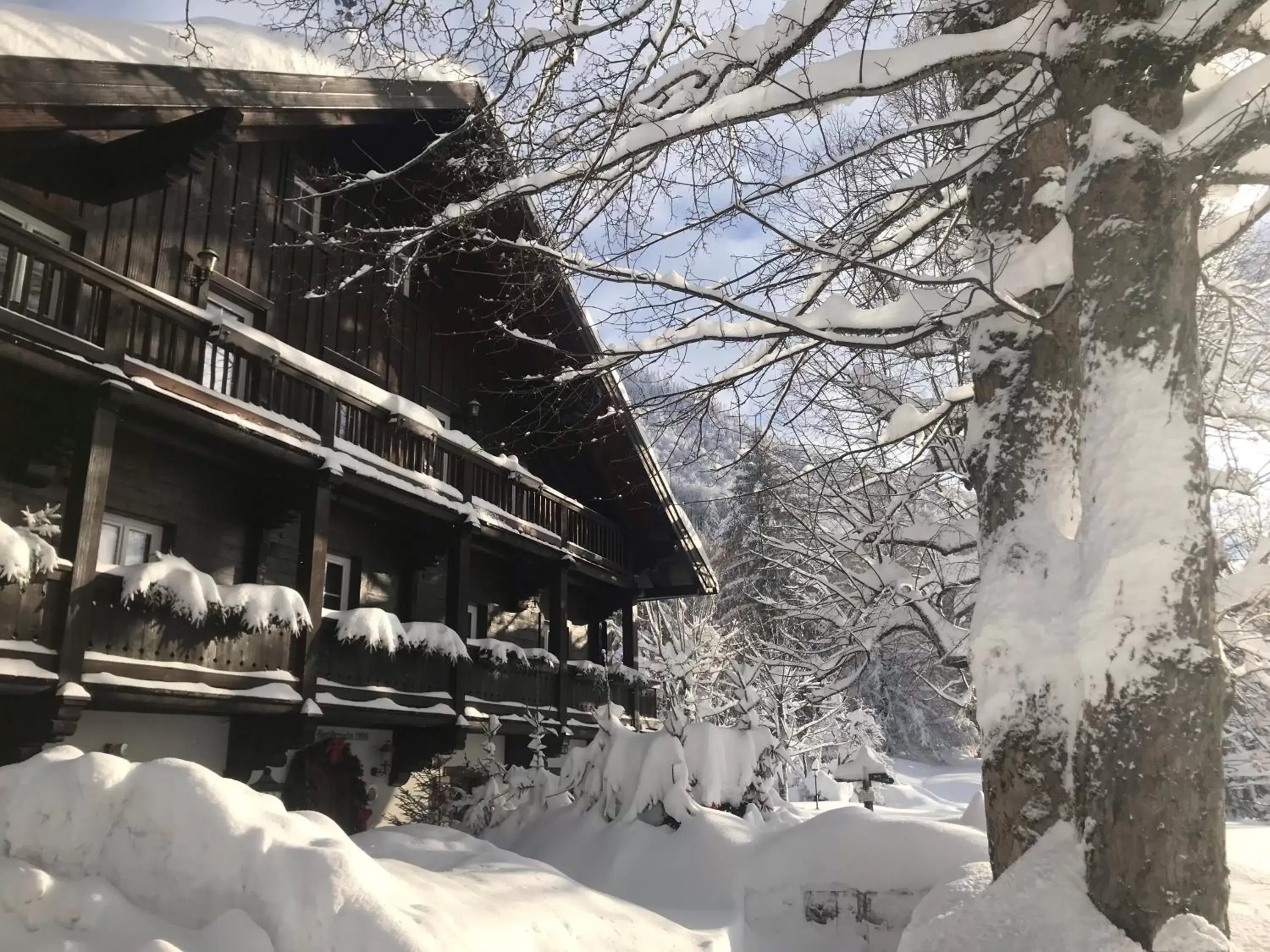 Facade/entrance, Winter in Romantikhotel Die Gersberg Alm