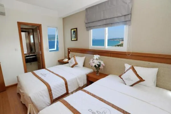 Photo of the whole room, Bed in Dendro beachfront Hotel