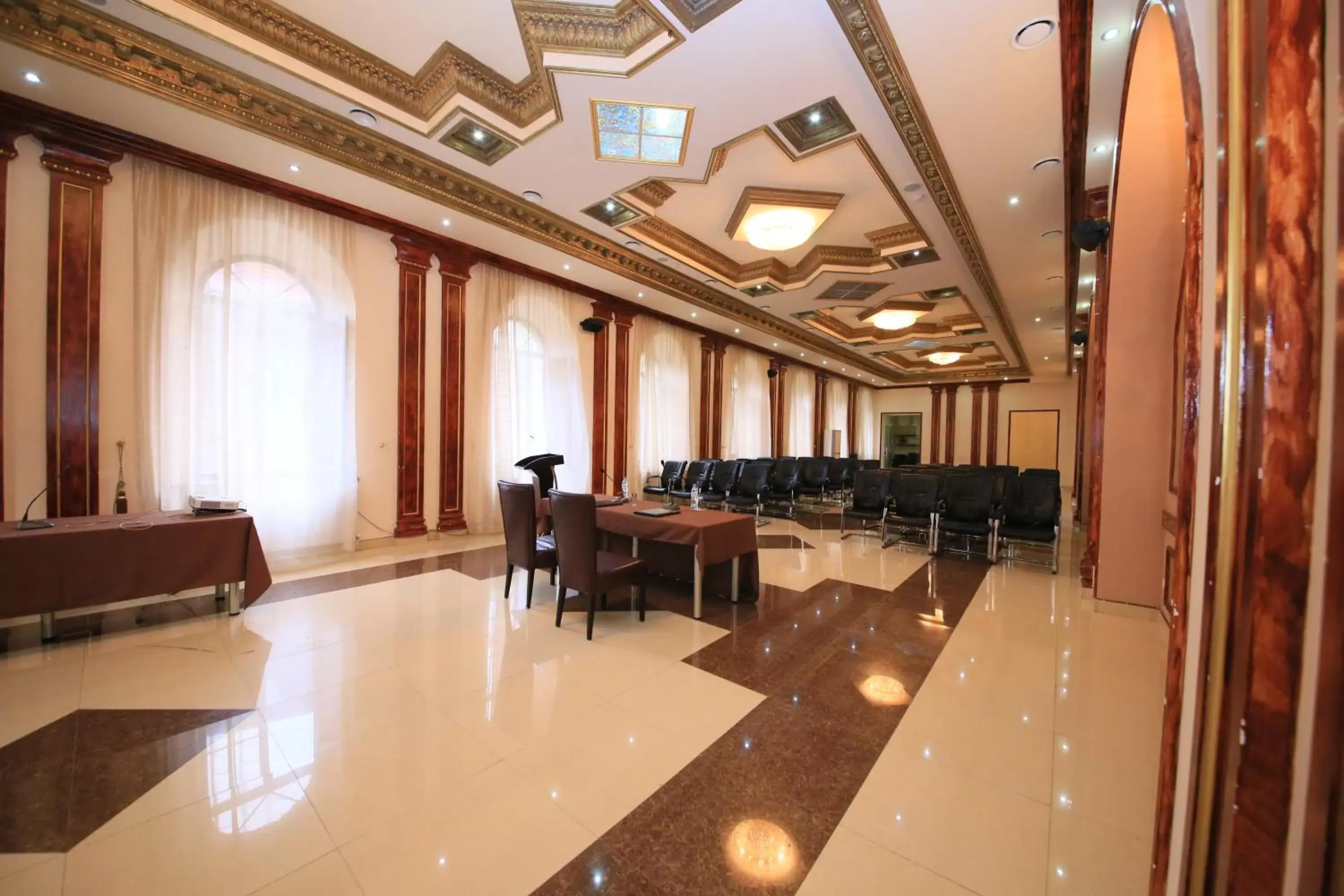 Meeting/conference room, Restaurant/Places to Eat in Borjomi Palace Health & Spa Center