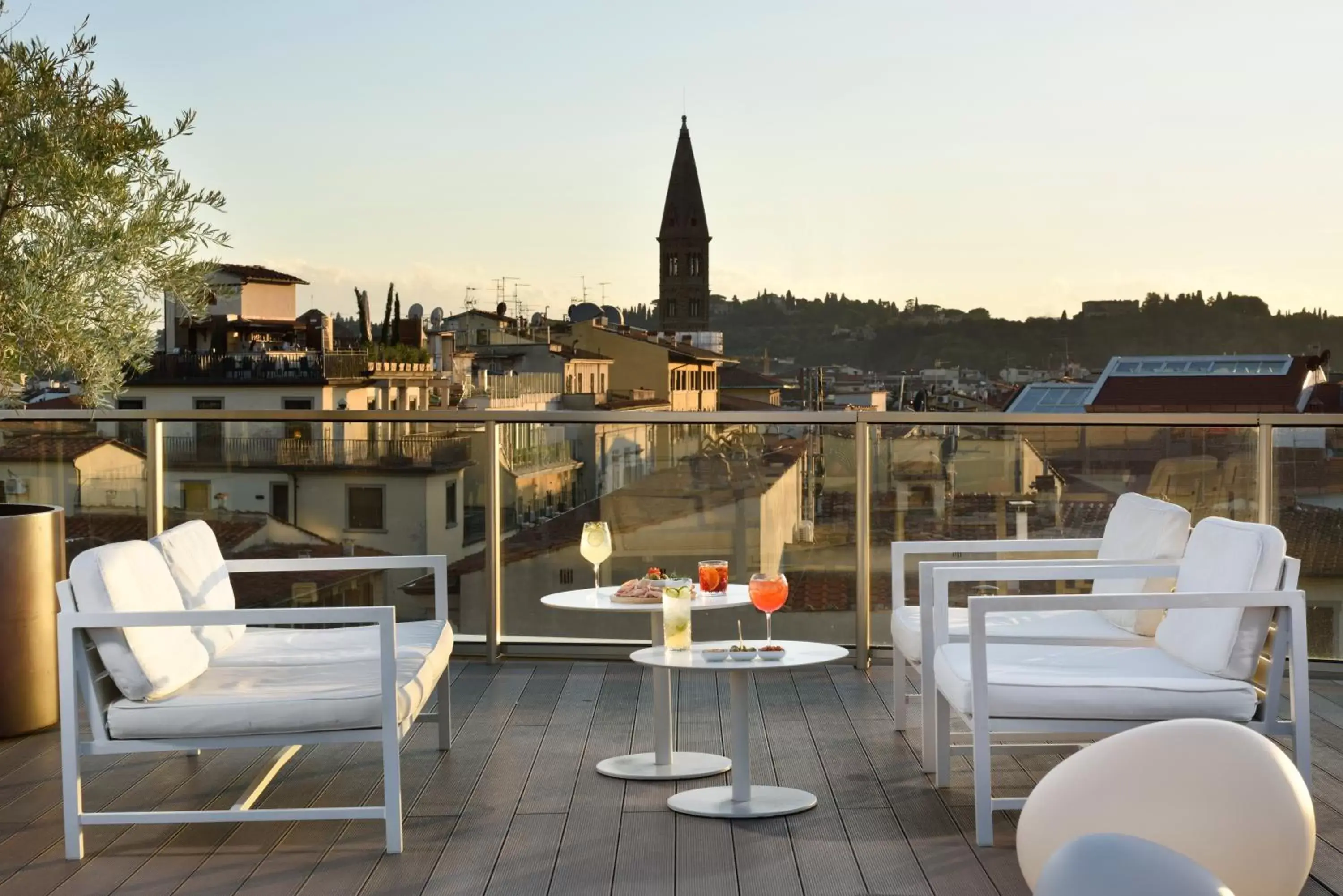Restaurant/places to eat in Hotel Glance In Florence