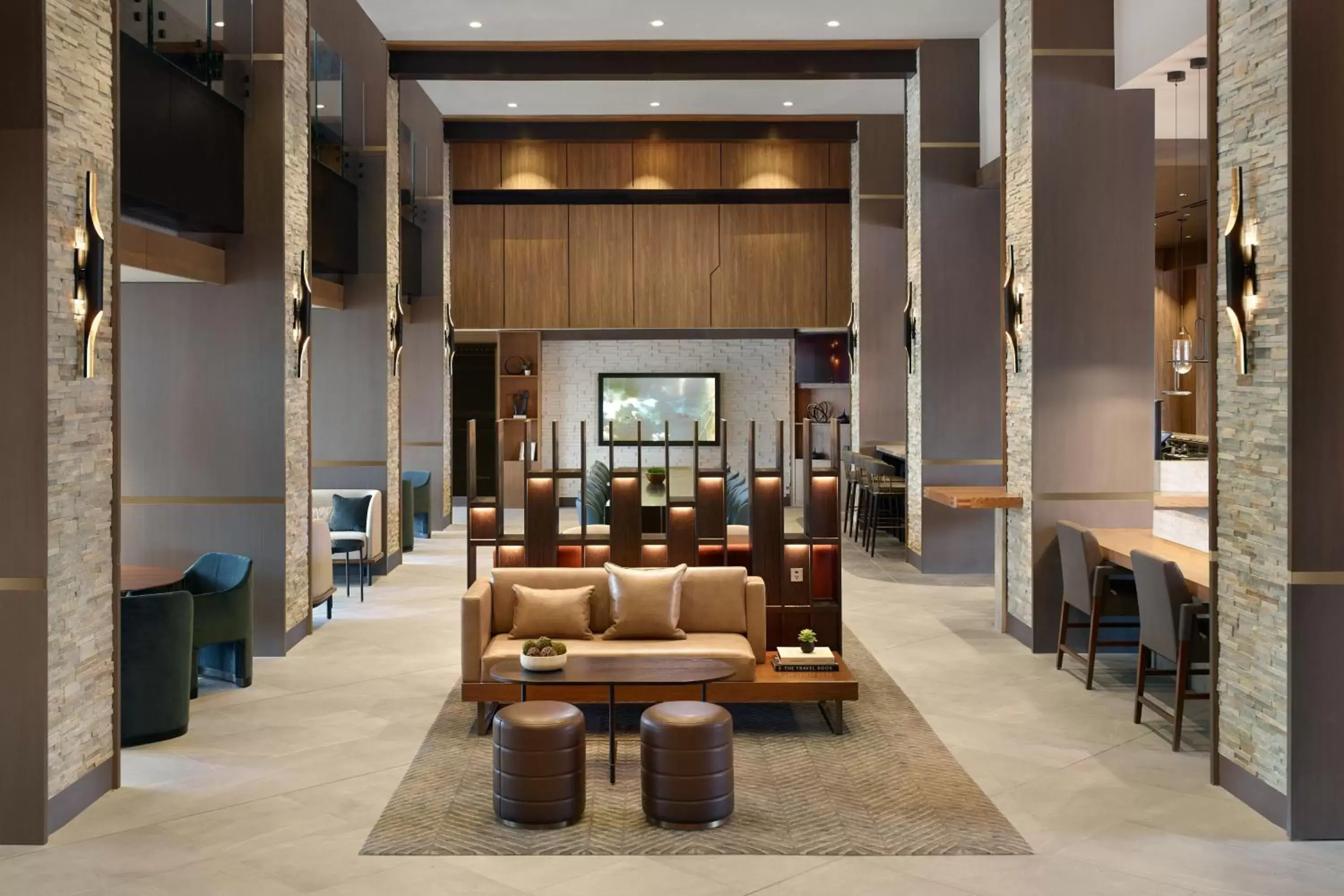 Lobby or reception, Lounge/Bar in Marriott Kansas City Overland Park