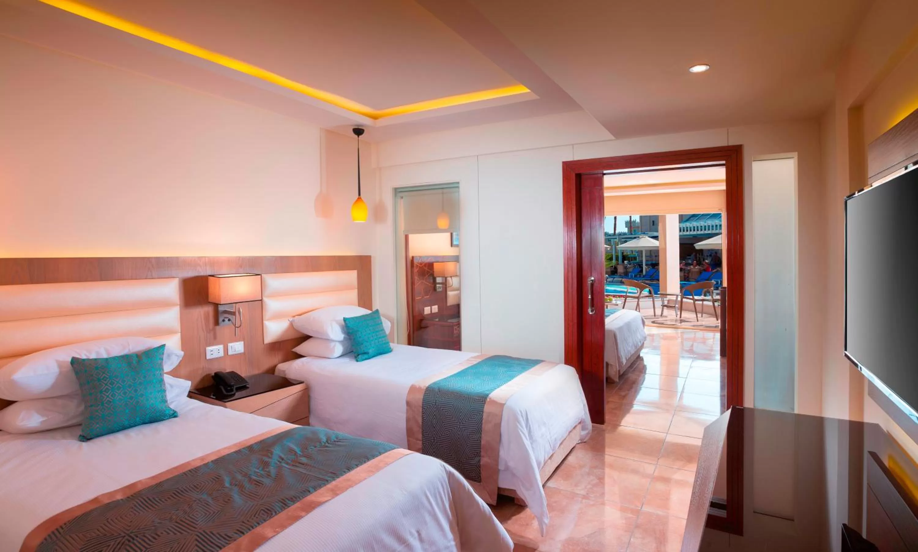 Photo of the whole room, Bed in Beach Albatros Aqua Park - Hurghada