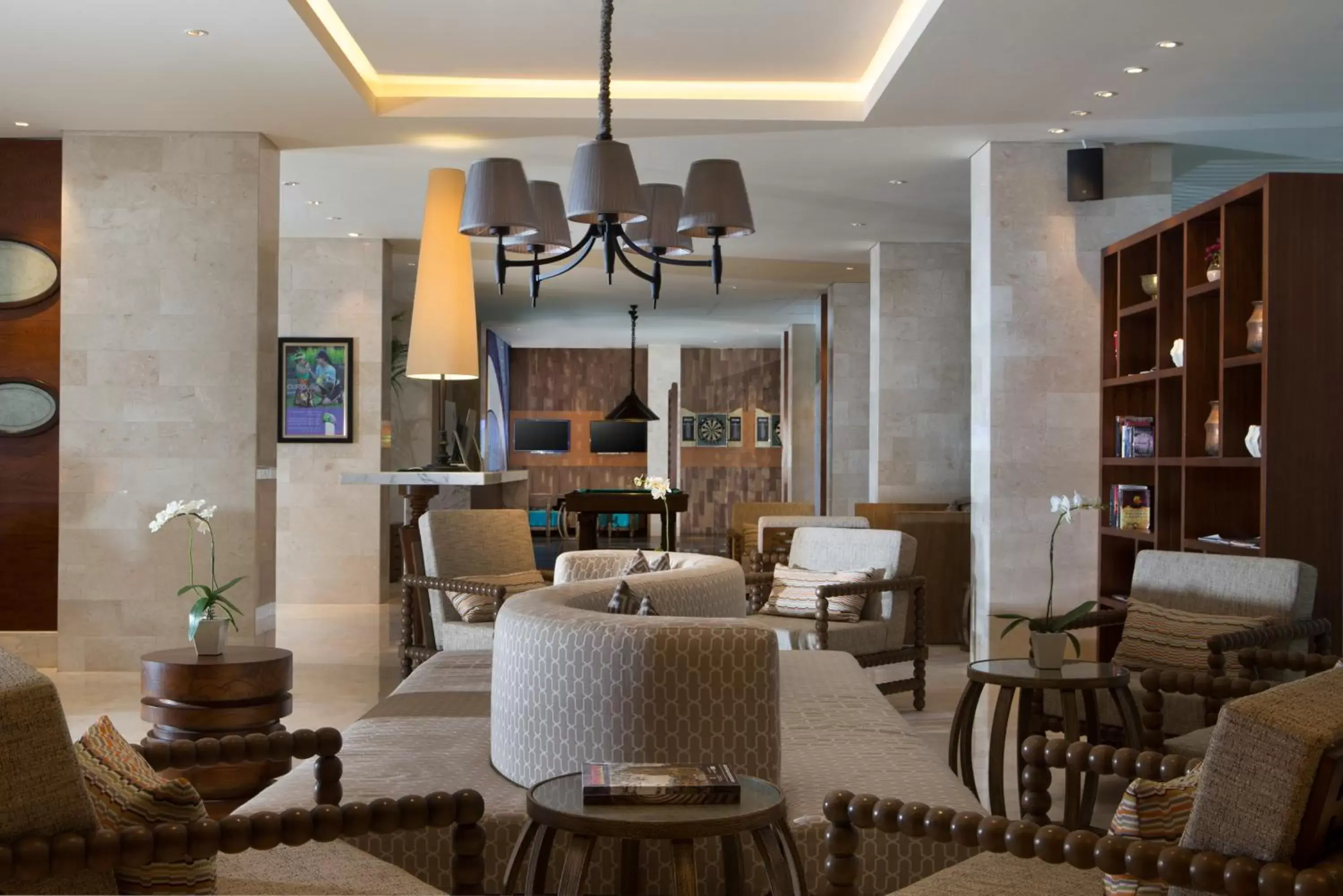 Lobby or reception, Lounge/Bar in Holiday Inn Resort Bali Nusa Dua, an IHG Hotel - CHSE Certified