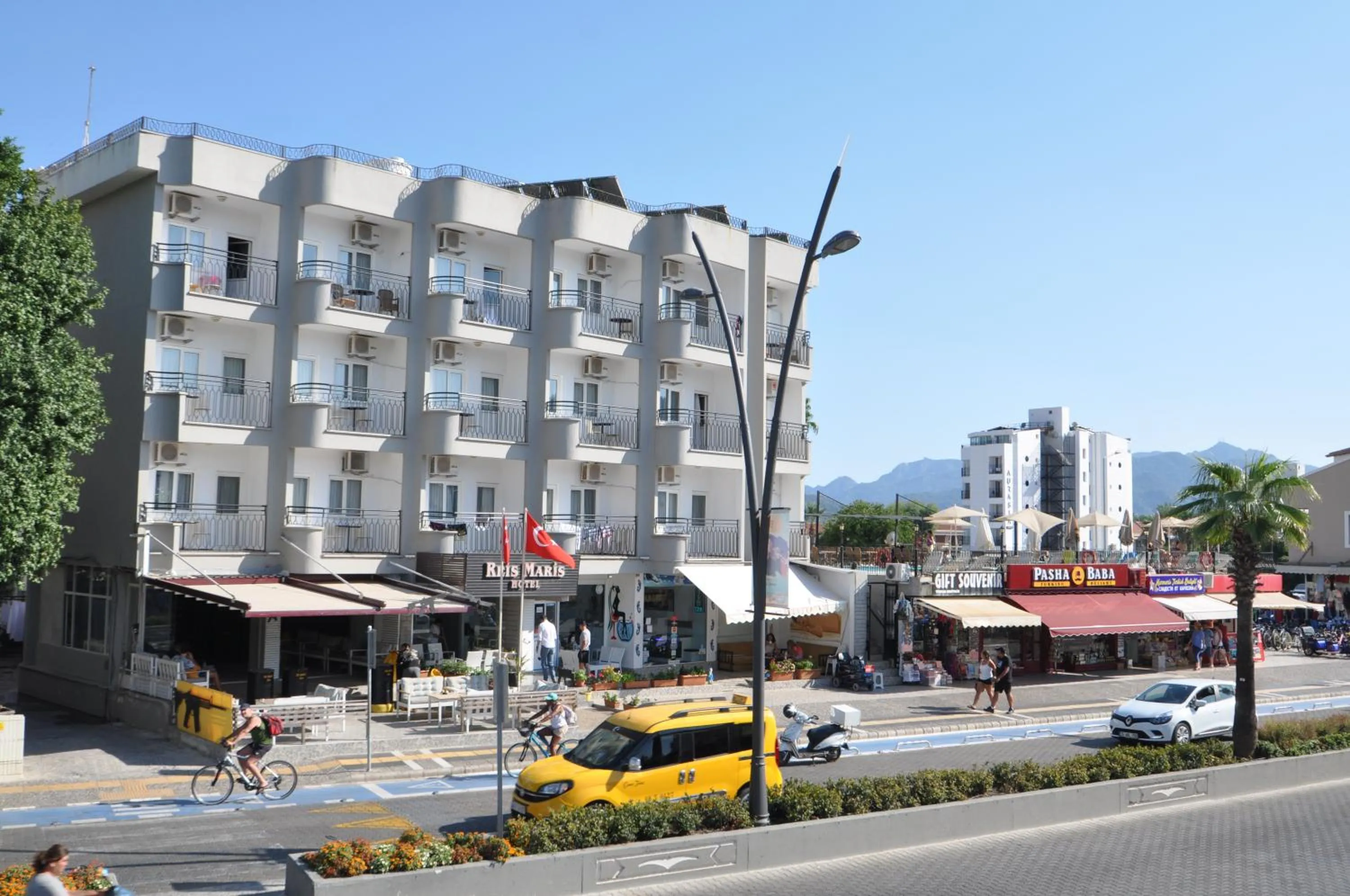 Property building in Reis Maris Hotel