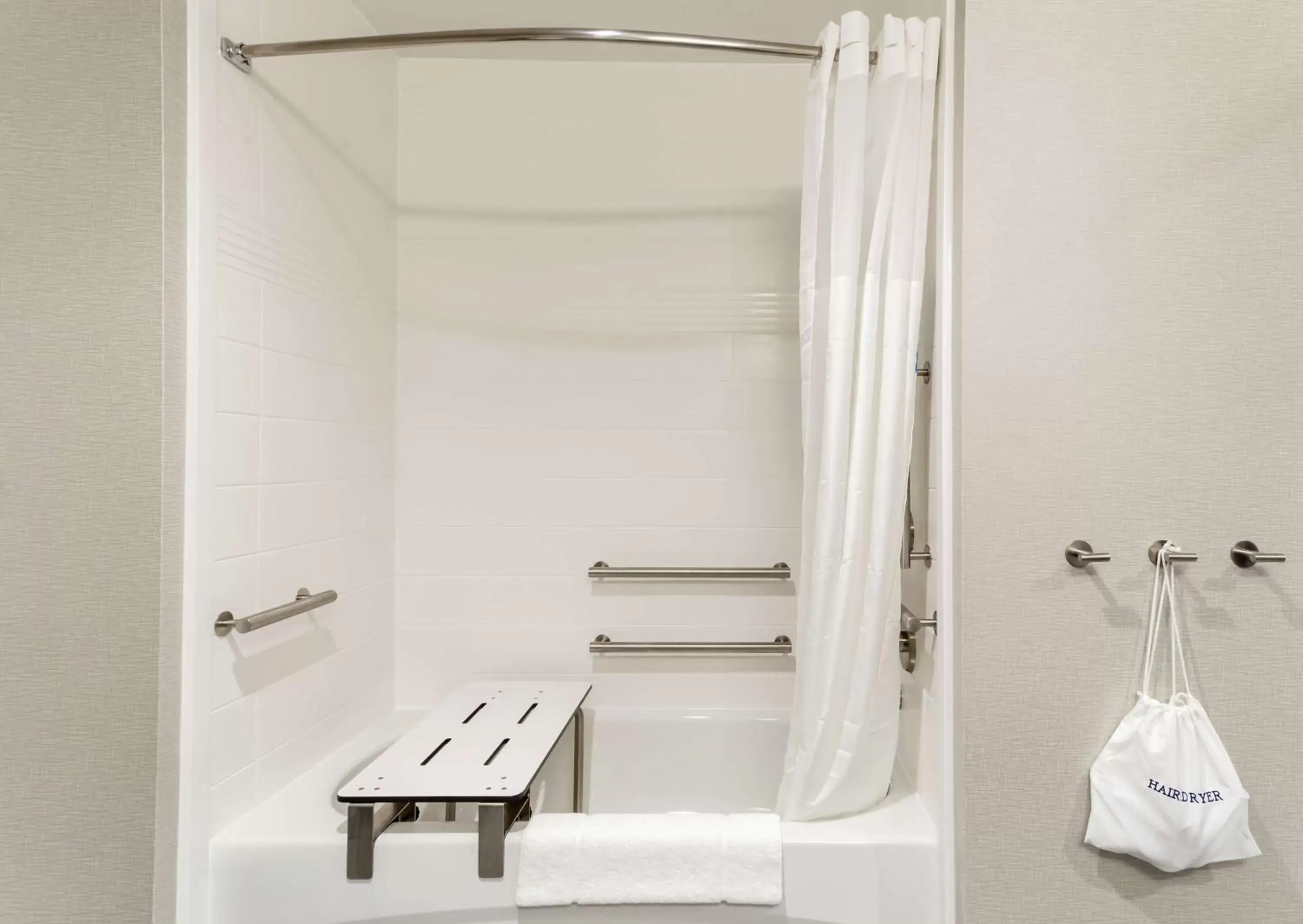 Bathroom in Hampton Inn Madison, OH Bathroom in Hampton Inn Madison, OH