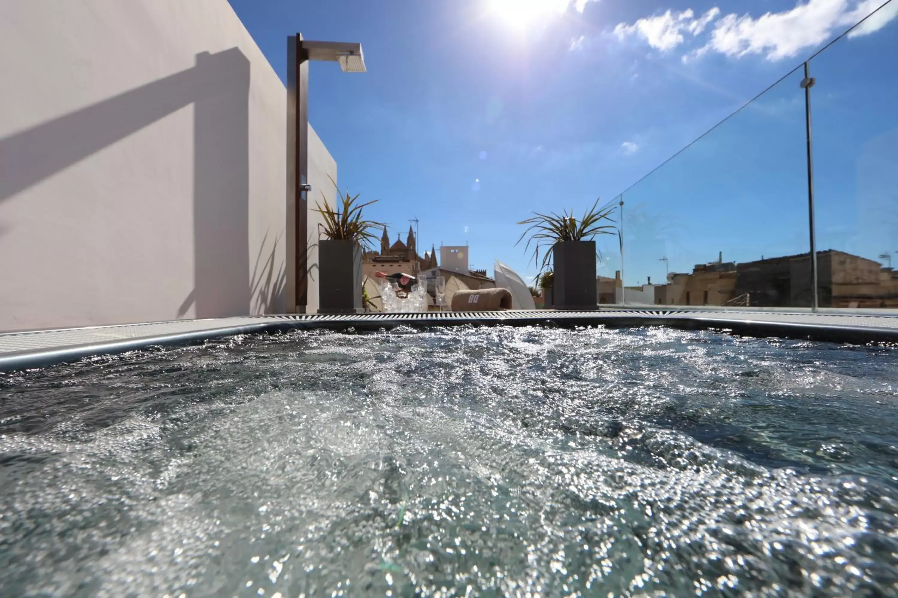 Hot Tub, Swimming Pool in BO Hotel Palma